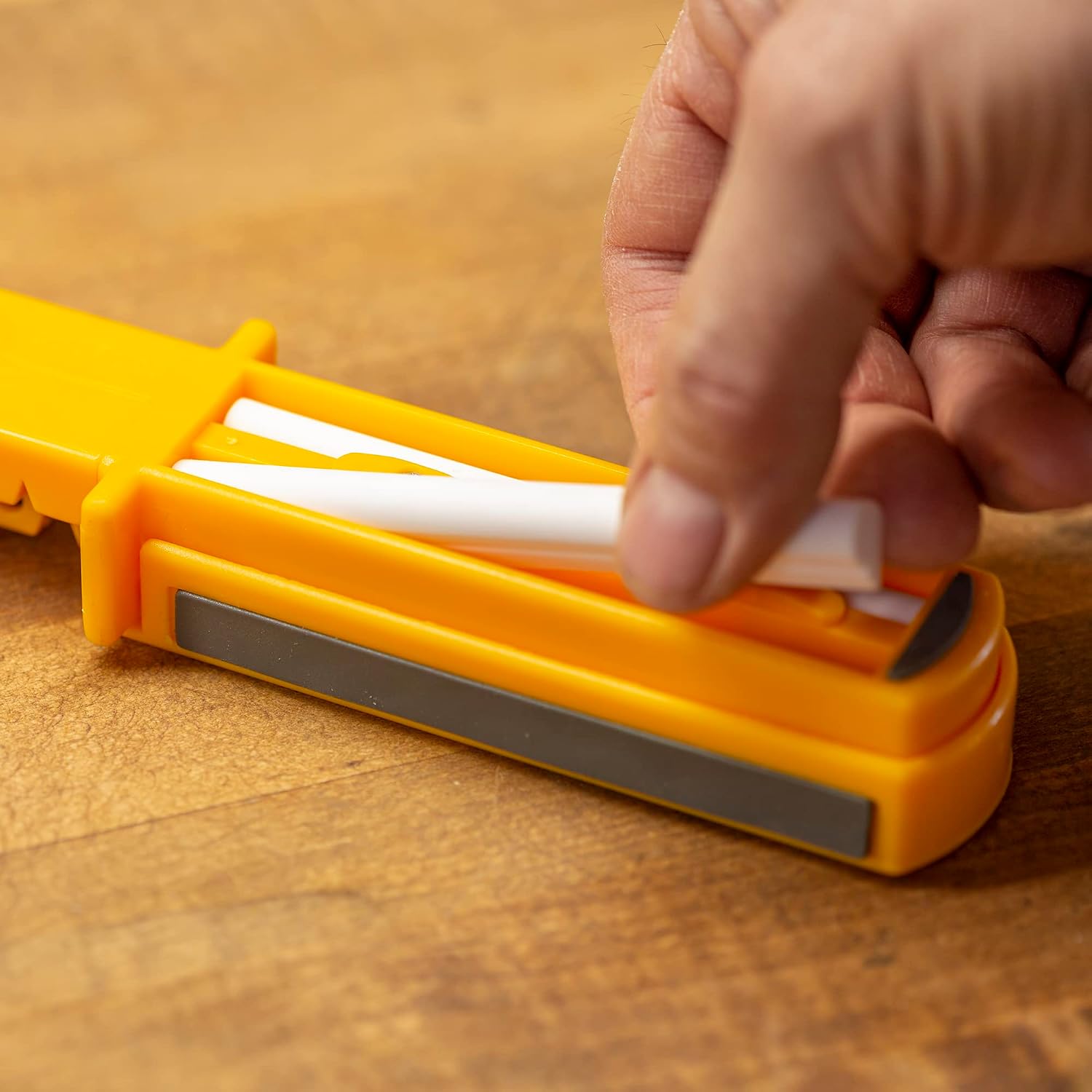Smith's CCD4 3-in-1 Sharpening System – Yellow – Ceramic Rods – Diamond Stone – Protective Lid – Easy Storage – Knife & Tool Sharpener - Portable