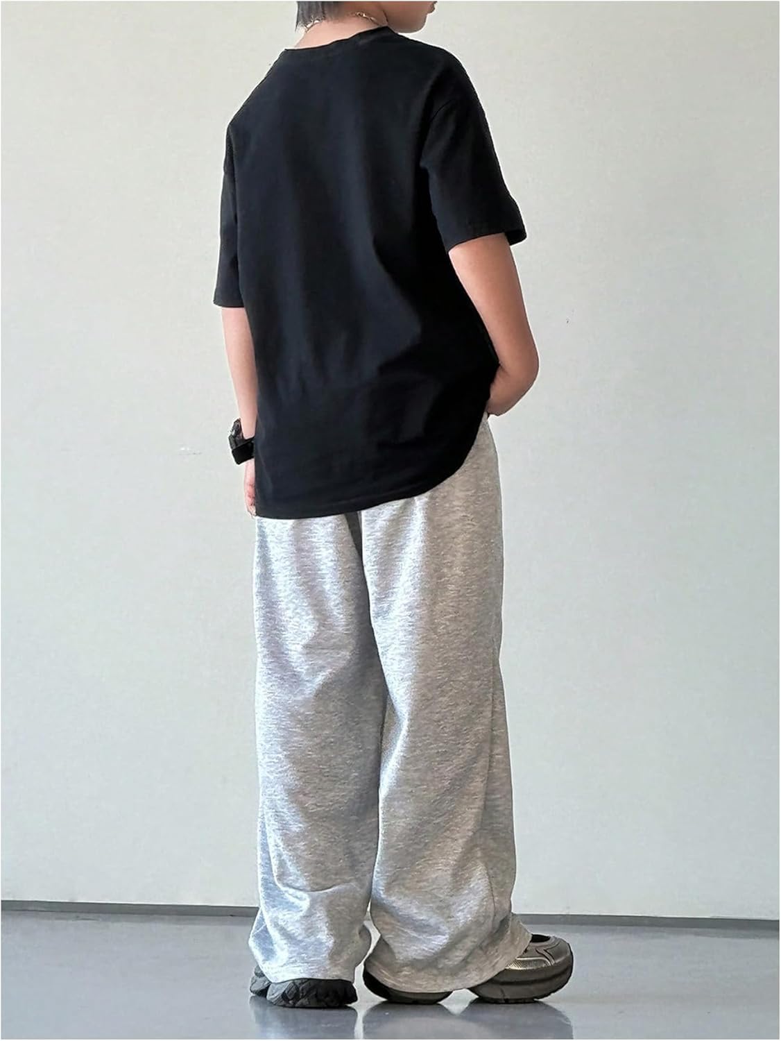 OYOANGLE Boy's Baggy Sweatpants Elastic Waist Open Bottom Straight Leg Workout Athletic Pants - Image 3