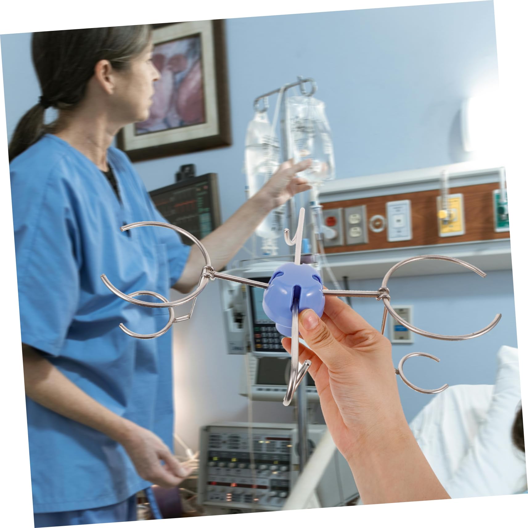 iplusmile Infusionshalter mit Stabiler Struktur als Praktisches Infusionsständer Zubehör aus Edelstahl und Einfachem Einbau Vertikale Infusionsgestellhalterung für Medizinische Anwendungen