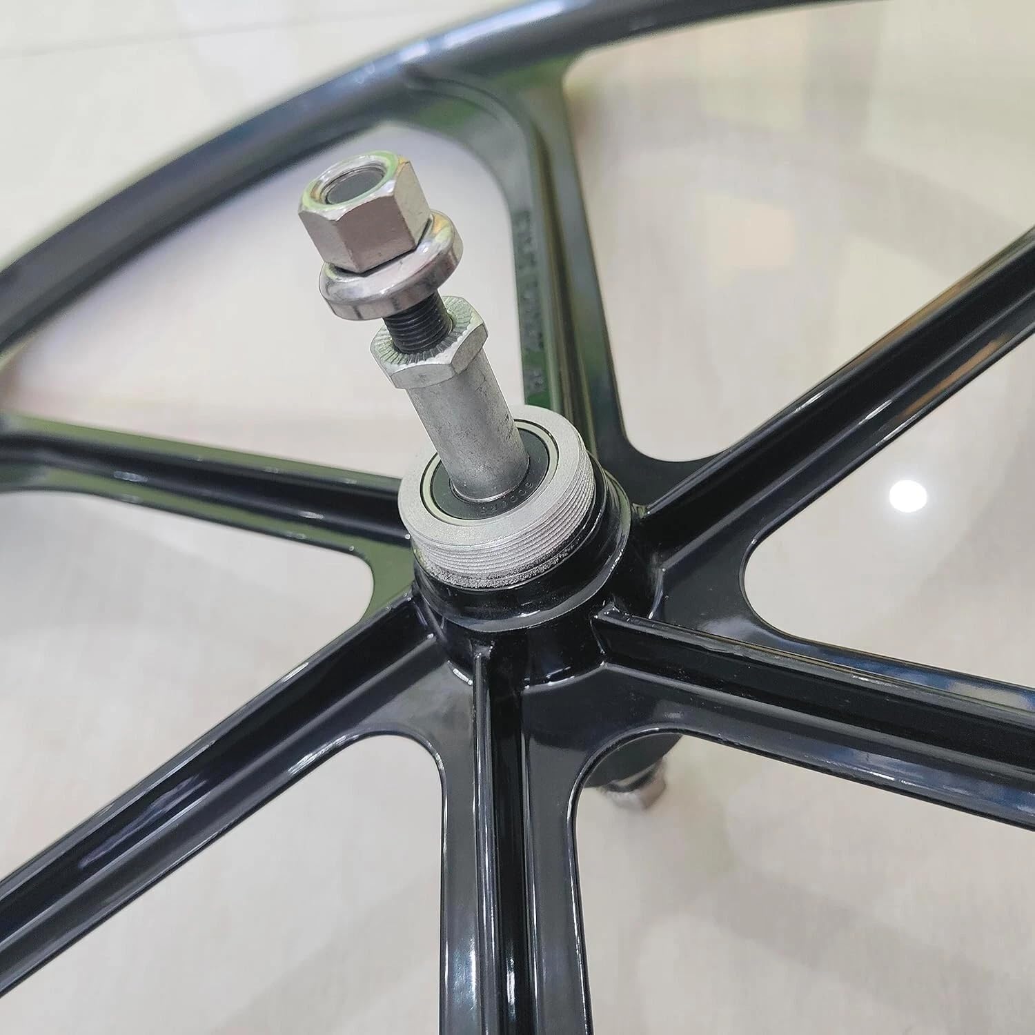 29"/700C Bicycle Rear Mag Wheel 135mm & 44T Sprocket & 22T Single Speed Freewheel, Aluminum Alloy Rear Bike Wheel (Black) Disc Brake