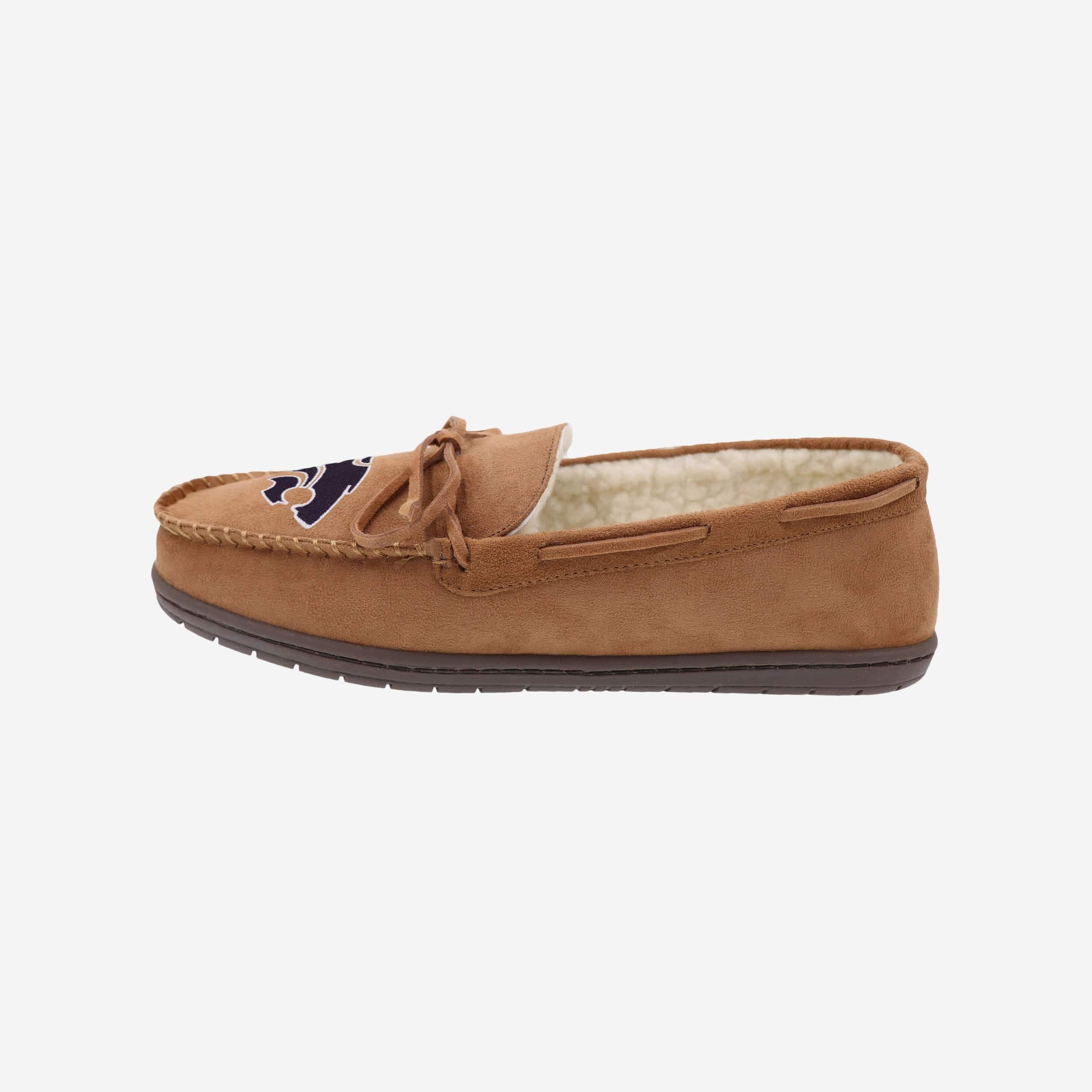 FOCO NCAA Mens NCAA College Team Logo Moccasin Slippers