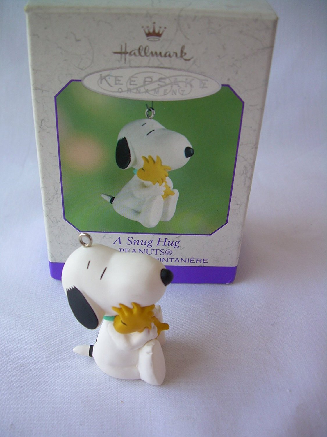 Hallmark Keepsake Ornament A Snug Hug Peanuts