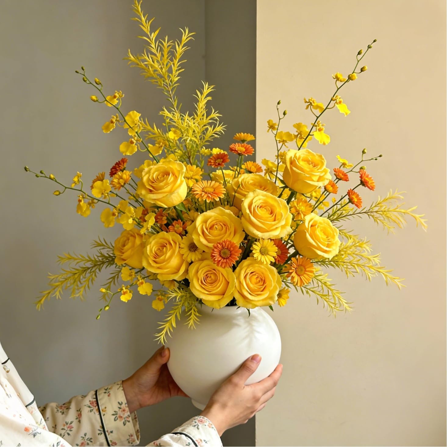 LFF 8Pcs Yellow Dancing Orchid Artificial Flowers, 30.7" Realistic Faux Oncidium Orchid Bouquets, Vibrant Silk Fake Florals Vase Filler for Home Decor, Wedding Bouquets & Spring Table Centerpieces