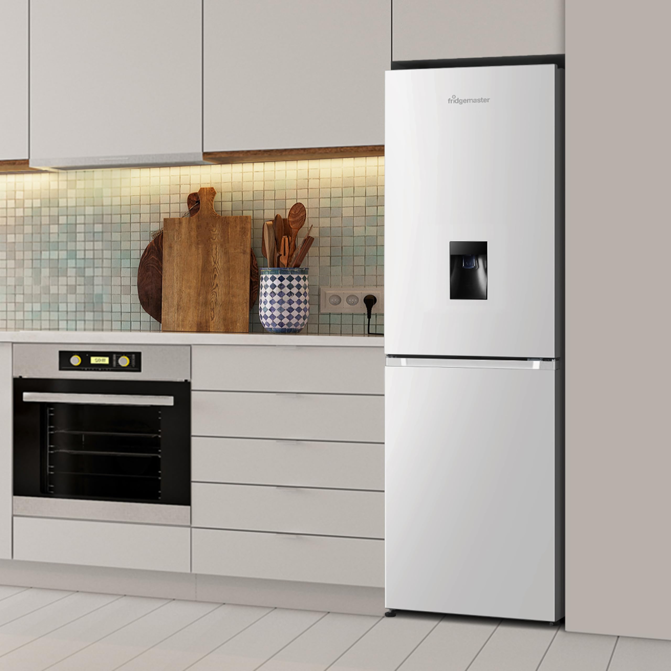 Fridgemaster MC55251DE 55cm Freestanding 256 litre 50/50 Fridge Freezer with Non-plumbed Water Dispenser - Frost Free - LED Lighting- 4 Star Freezer Rating -White - E Rated, H182.4 x W55 x D55.7 (cm) — view 15