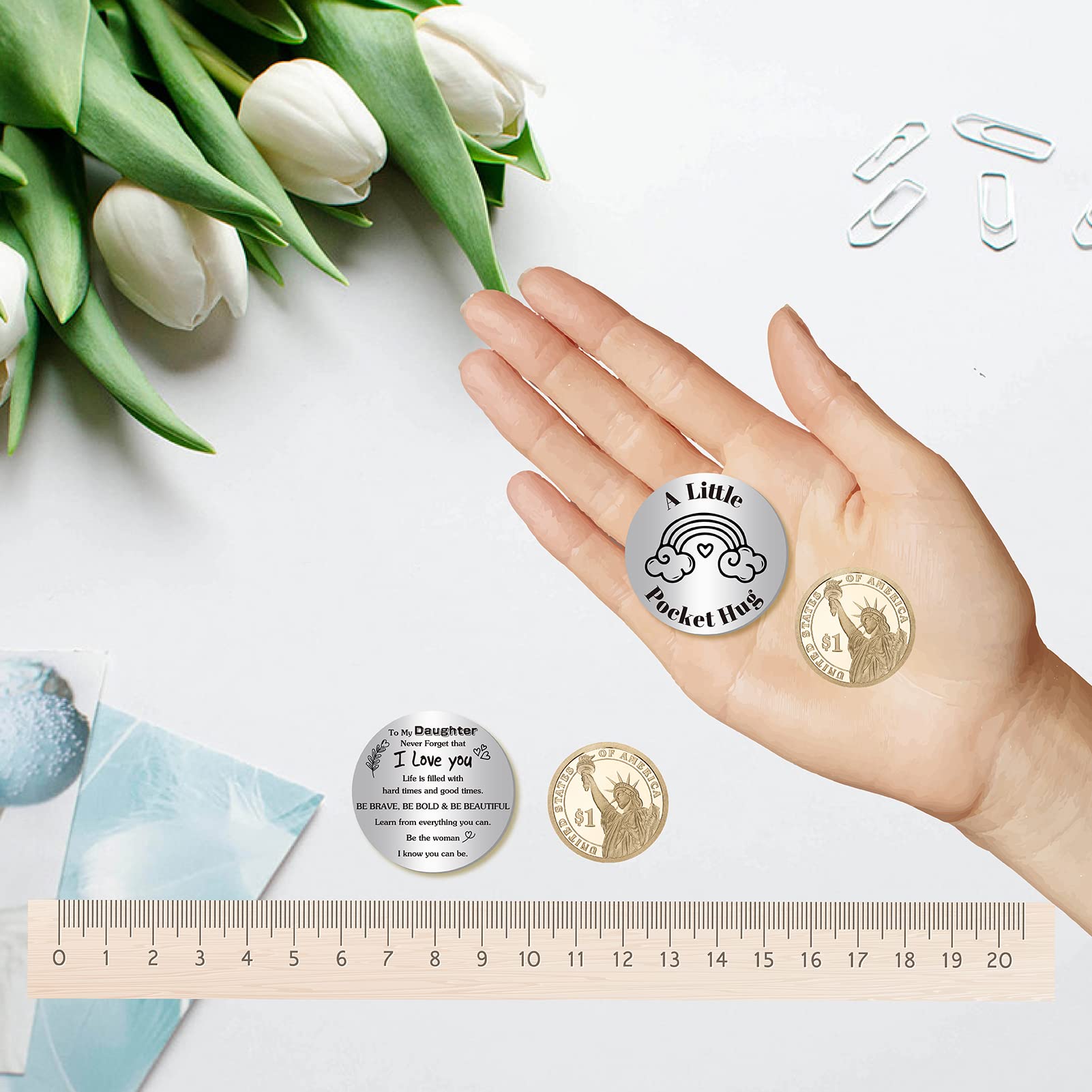CREATCABIN Pocket Hug Token – Edelstahl-Anhänger Mit PU-Lederband, Persönliches Geschenk