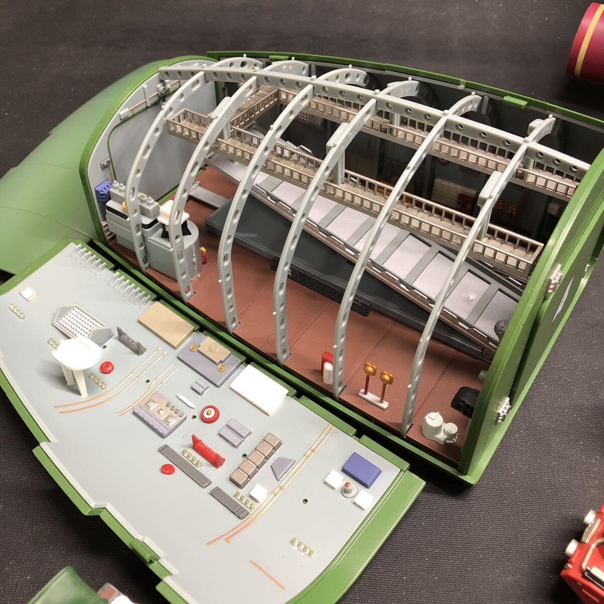 デアゴスティーニ サンダーバード2号 救助メカ用 ディスプレイケース