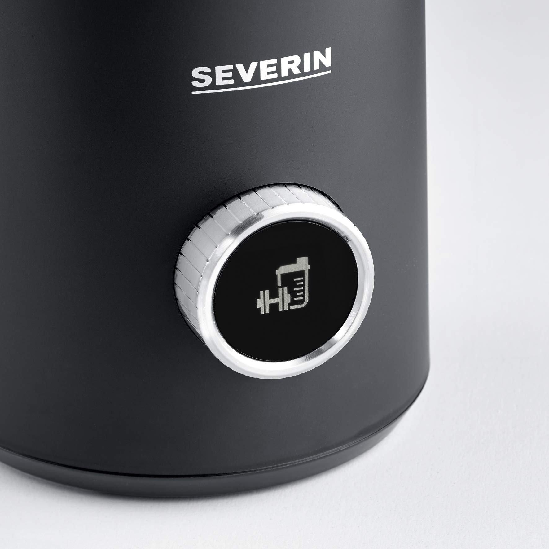 SEVERIN Montalatte Elettrico a Induzione, 700 ml, 500W, 13 programmi, Funzione Cioccolata Calda, Display OLED, Temperatura Regolabile, Contenitore Inox Lavabile, 19,5 x 15,5 x 25,0 cm, Nero - SM 3587