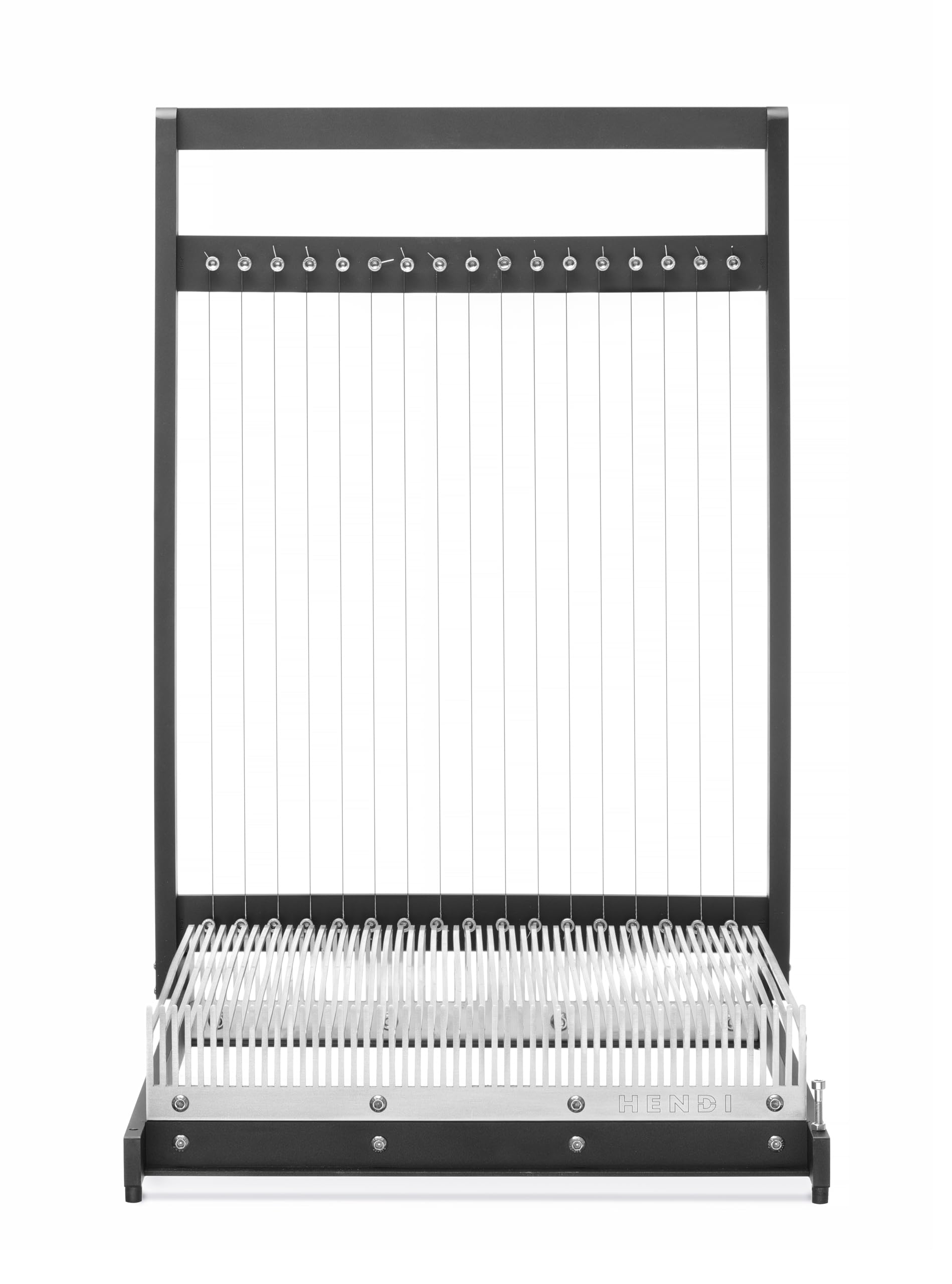 HENDI Chitarra da pasticceria, singola, strumento per taglio dolci professionale, tagliapasta per impasti morbidi, incl. base, 3 telai di taglio, piastra e chiave, 636x441x(H)109mm, acciaio inox, nero