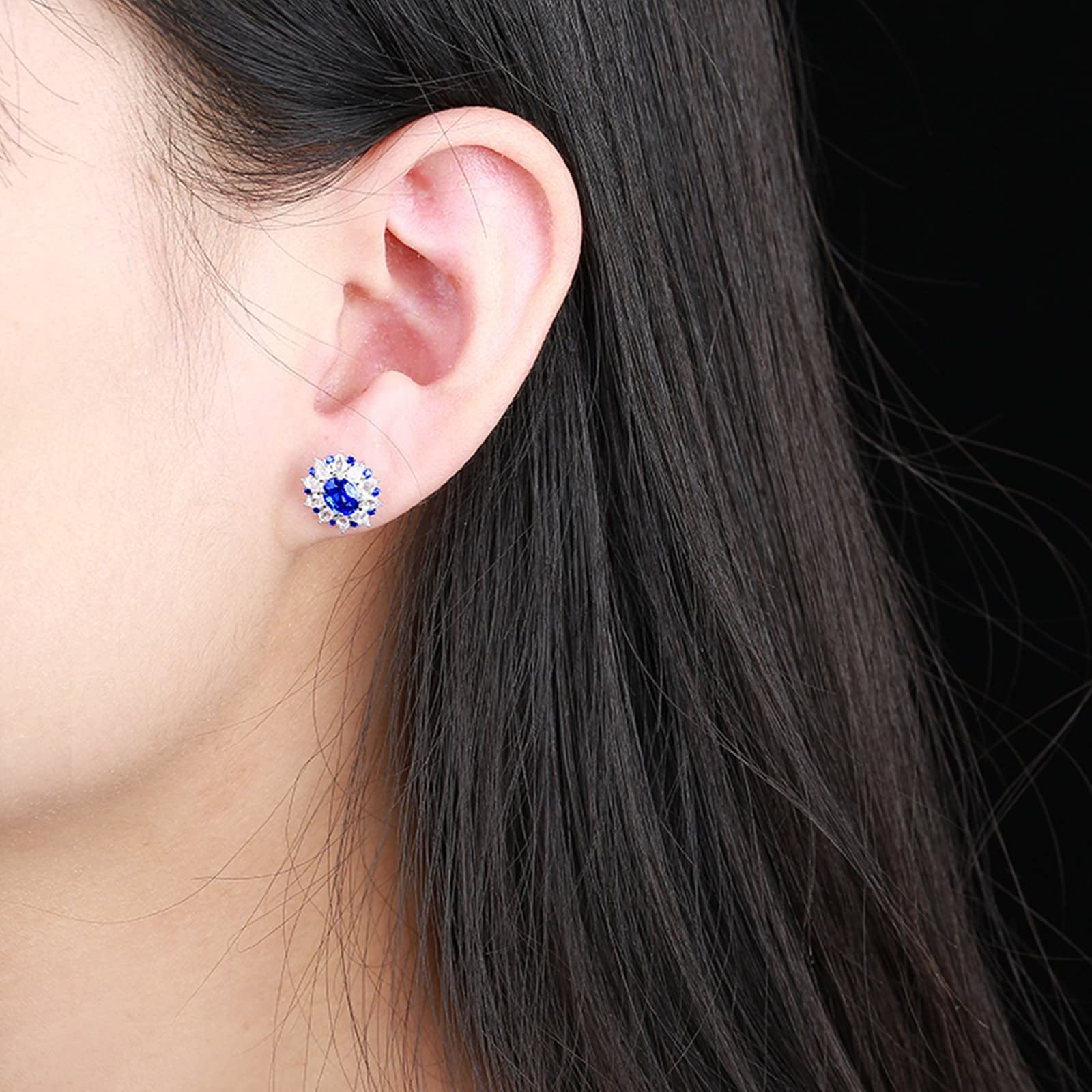 KnSam Pendientes de oro blanco 750 de 18 quilates para mujer, joyas de oro auténtico, pendientes de zafiro creados en laboratorio de 1,35 quilates con flores azules Au750, pendientes de oro blanco con