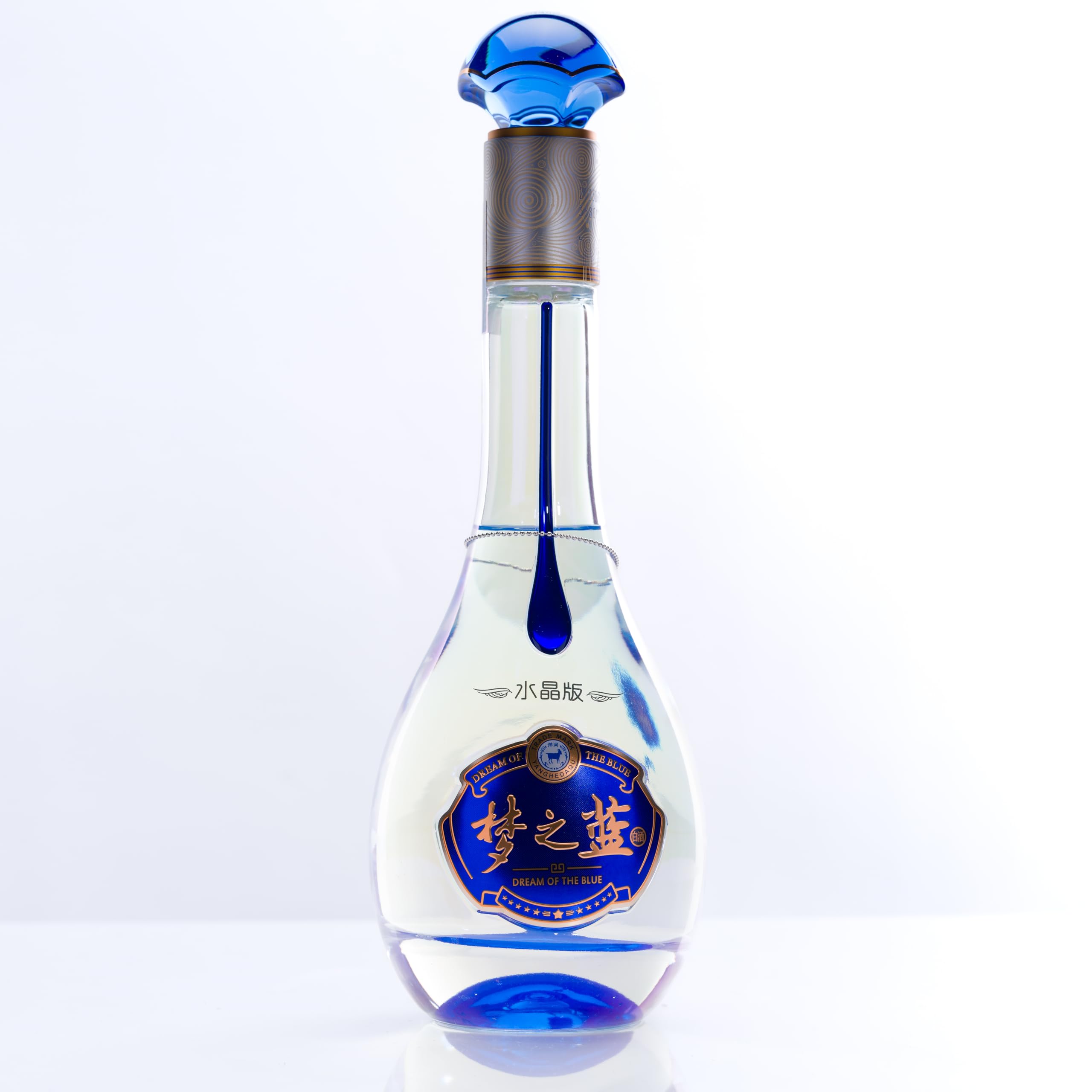 Amazon.co.jp: 夢之藍 水晶 52° 550ml アルコール52度 箱付 中国酒 