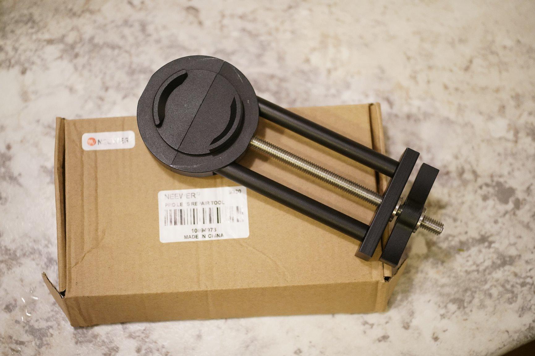 A no joke for real camera lens filter remover. It is strong and mighty! Use caution.