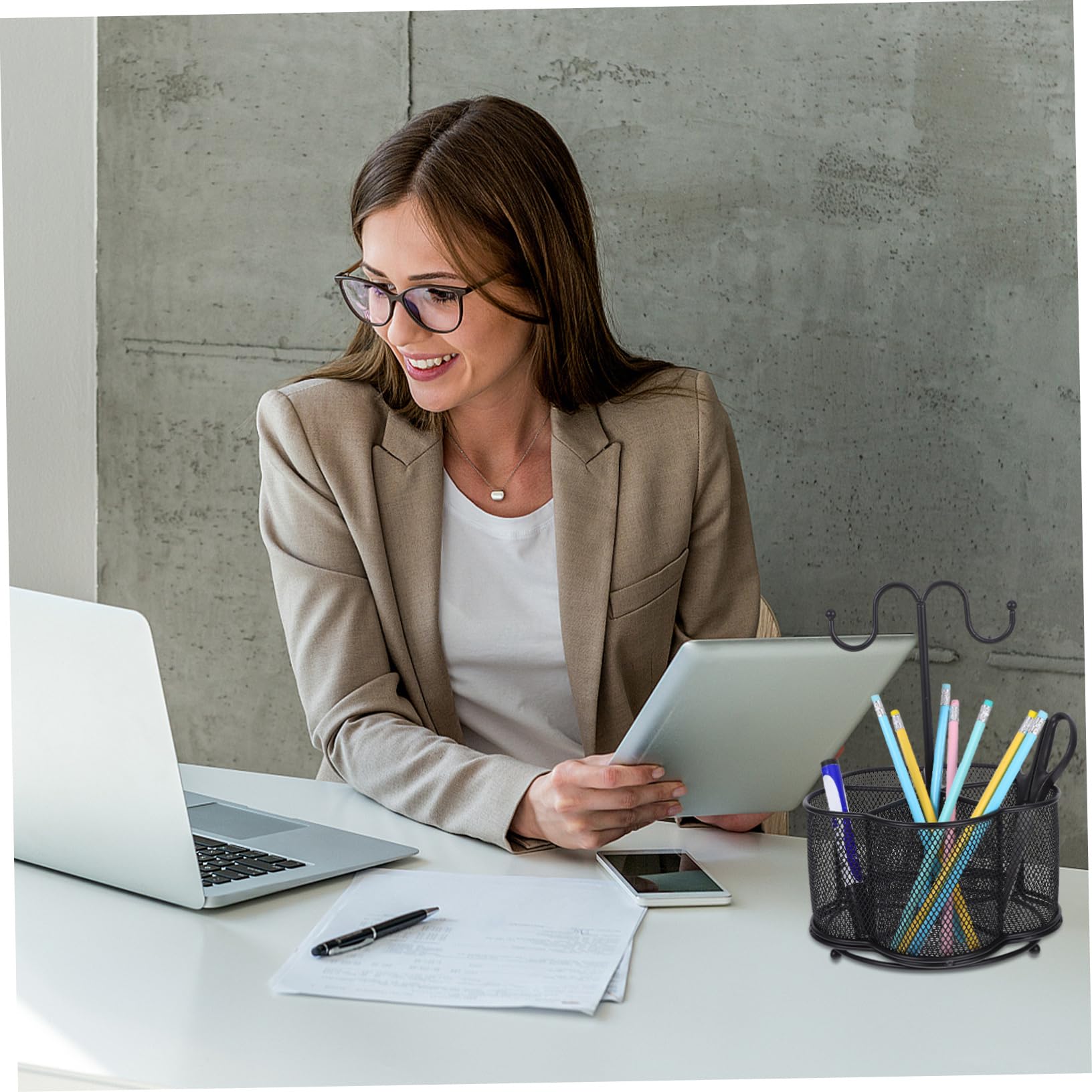 NUOBESTY Stiftehalter Griffhaken Stiftebecher für Schreibtisch Organizer für Schreibwaren Tisch-stiftehalter aus Eisen Stifteständer für Büro und Schule