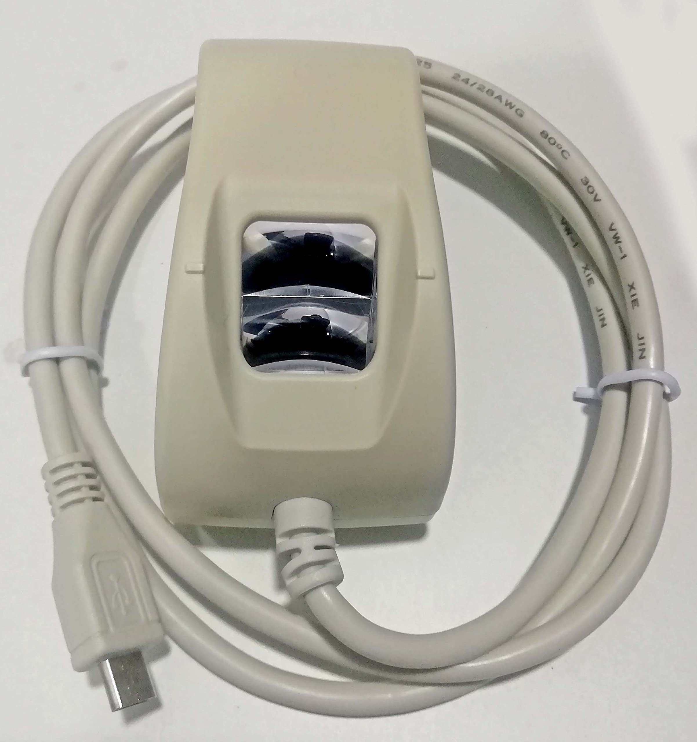 Startek FM220 - L X 40H X 40W, White