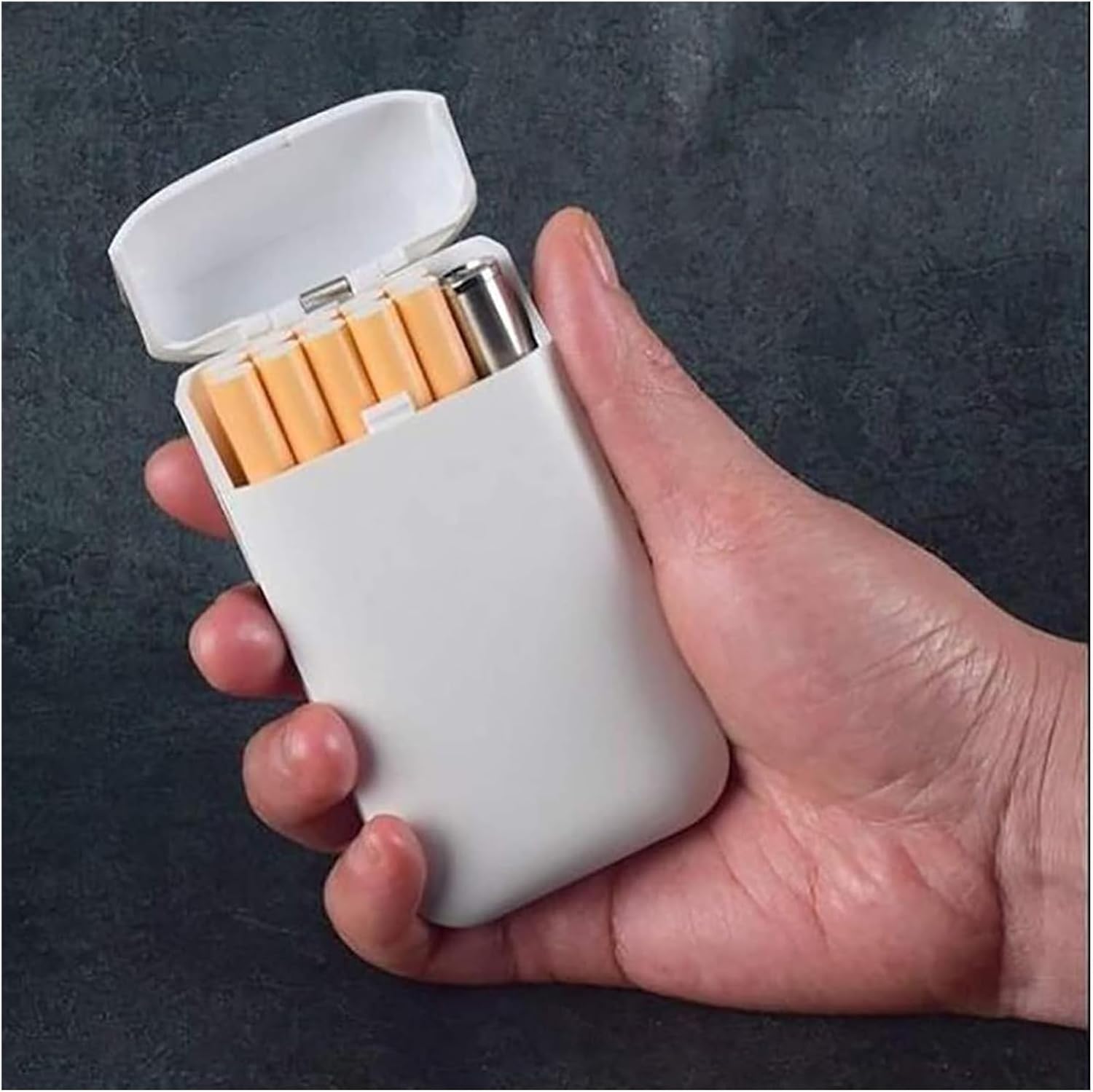 Cigarette case Portable Cigarette Case, Electronic Rechargeable Flameless Windproof Lighters Hold 20Pcs Thin Cigarettes, One-Handed Operation Box(Black)