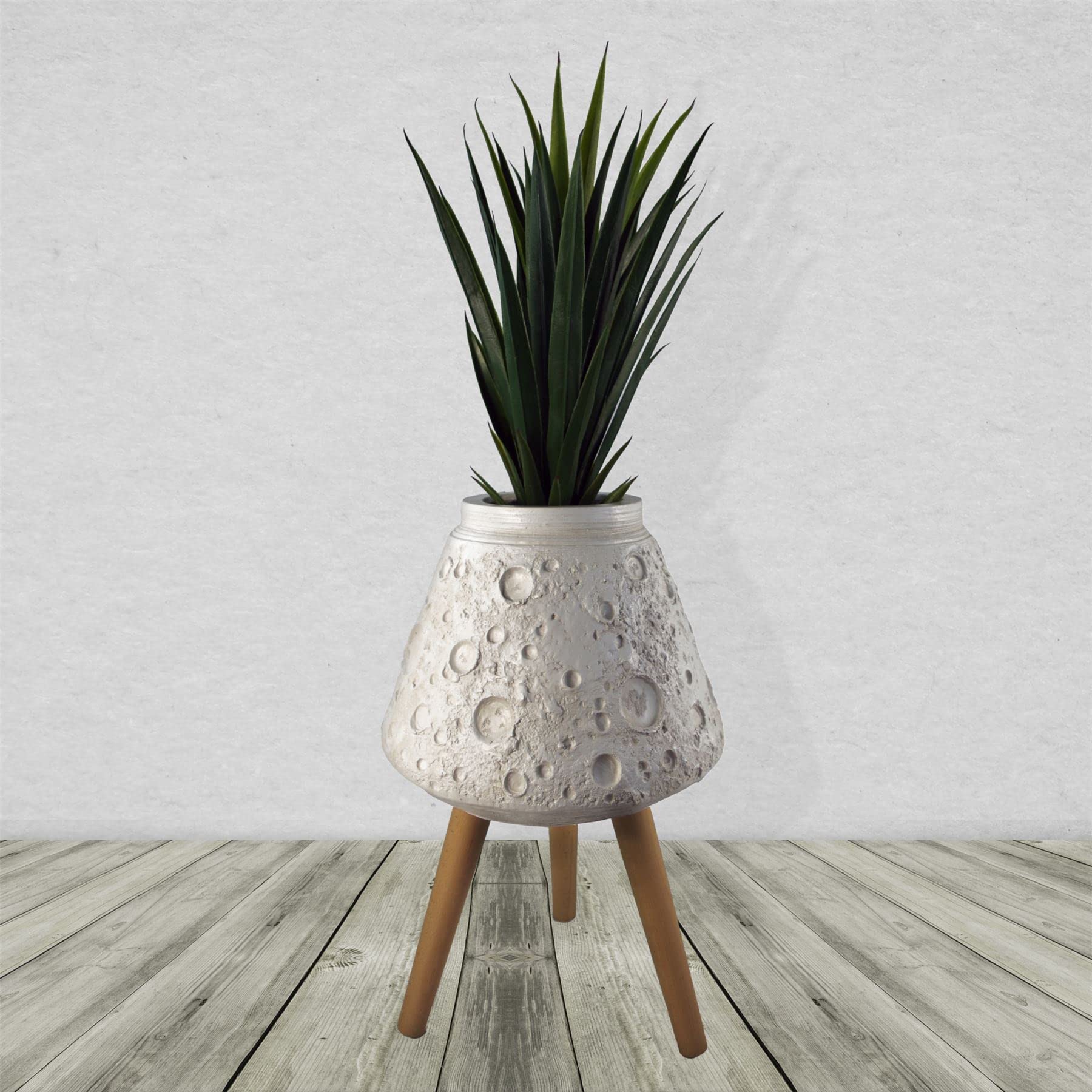 Leaf Moon White Planter With Stand (Plant Not Included) from B&Q