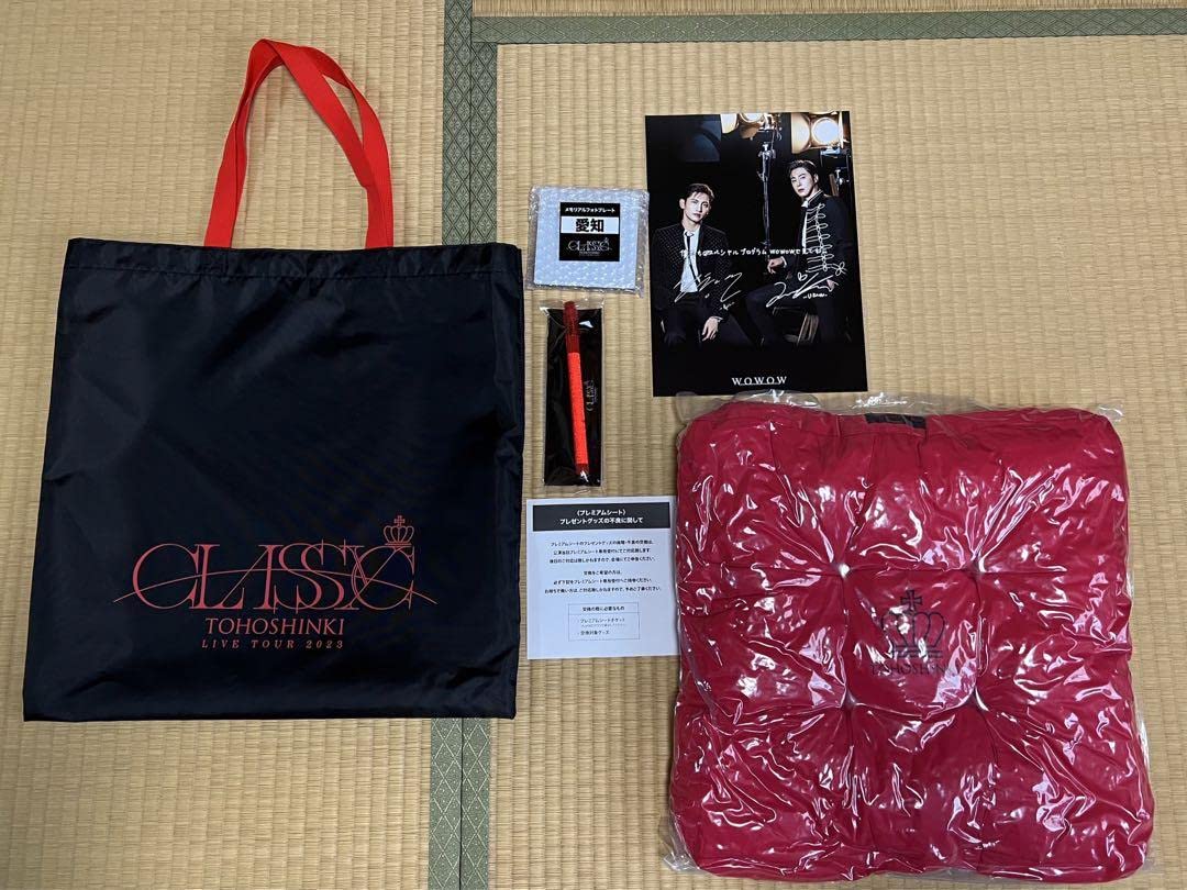 【値下げ！】東方神起★TOMORROW★スーパープレミアムグッズ★新品未使用★ユノチャンミン