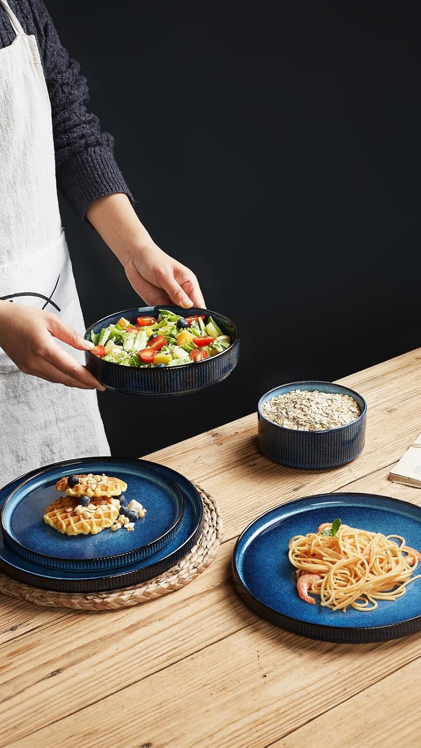 Famiware Star Dinnerware Set with Plates and Bowls, Service for 4 (16-Piece), Stoneware Kitchen Dishes Dinner Sets - Nebulas Blue