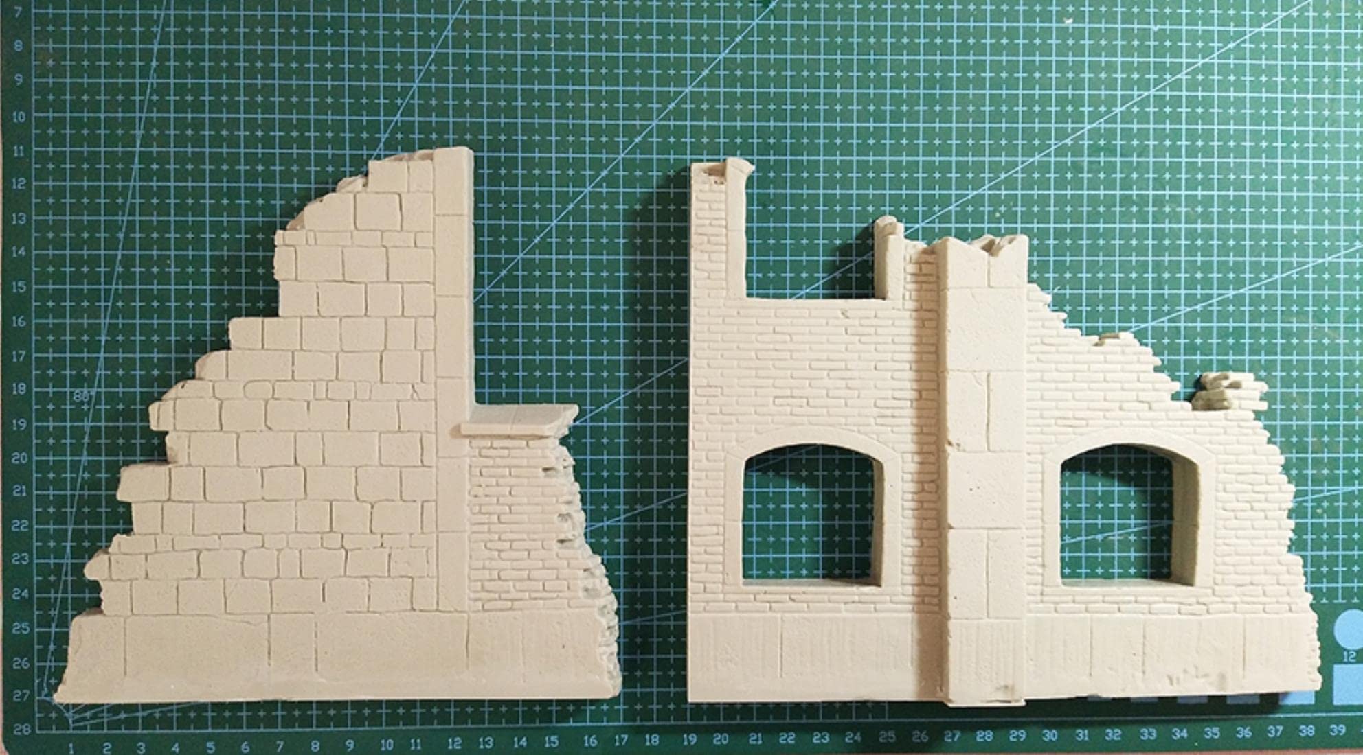PANGCHENG Ruinas de la Base de la muralla de la Ciudad Figura de Resina Kits de Modelos en Miniatura Sin ensamblar Sin Pintar