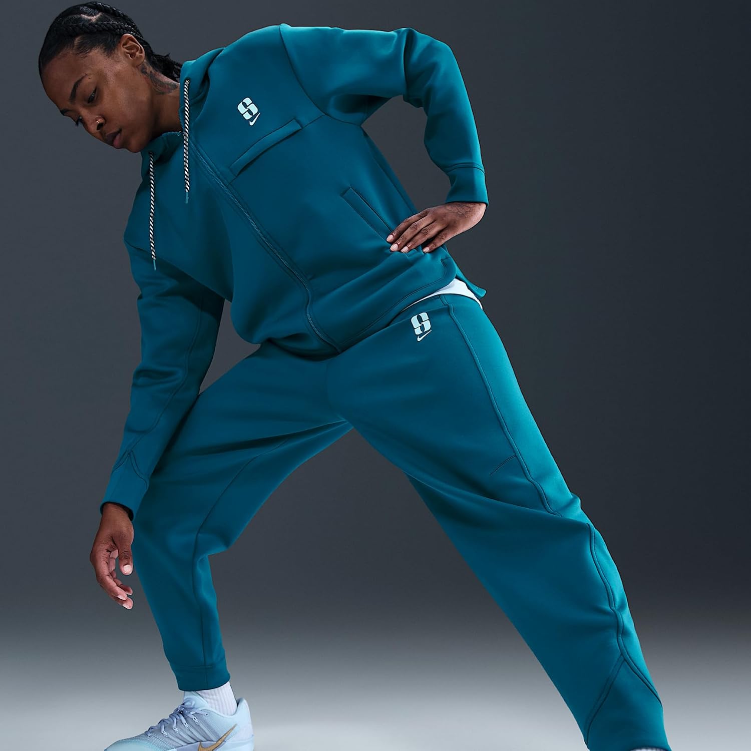 Sabrina Dri-FIT Loose Basketball Pants (Blue Force/Glacier Blue/Glacier Blue)
