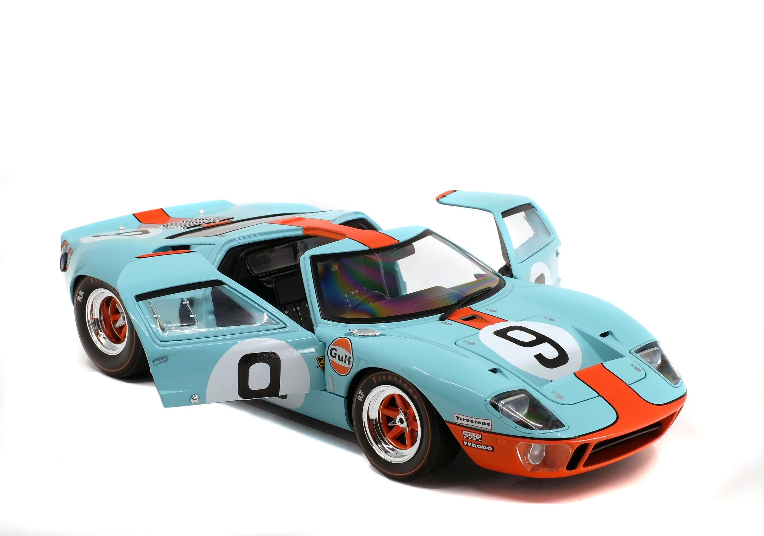 Amazon | ソリド 1/18 フォード GT40 ルマン24H 1968 優勝 #9