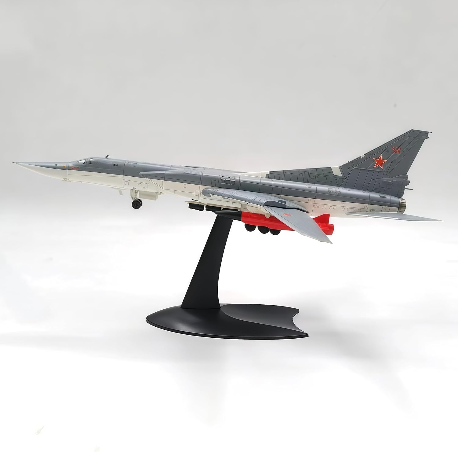 TU22 Bomber Aircraft Alloy Airplane Model 1:144 Scale Bomber Attack Plane Military Model Plane for Collection Gifts