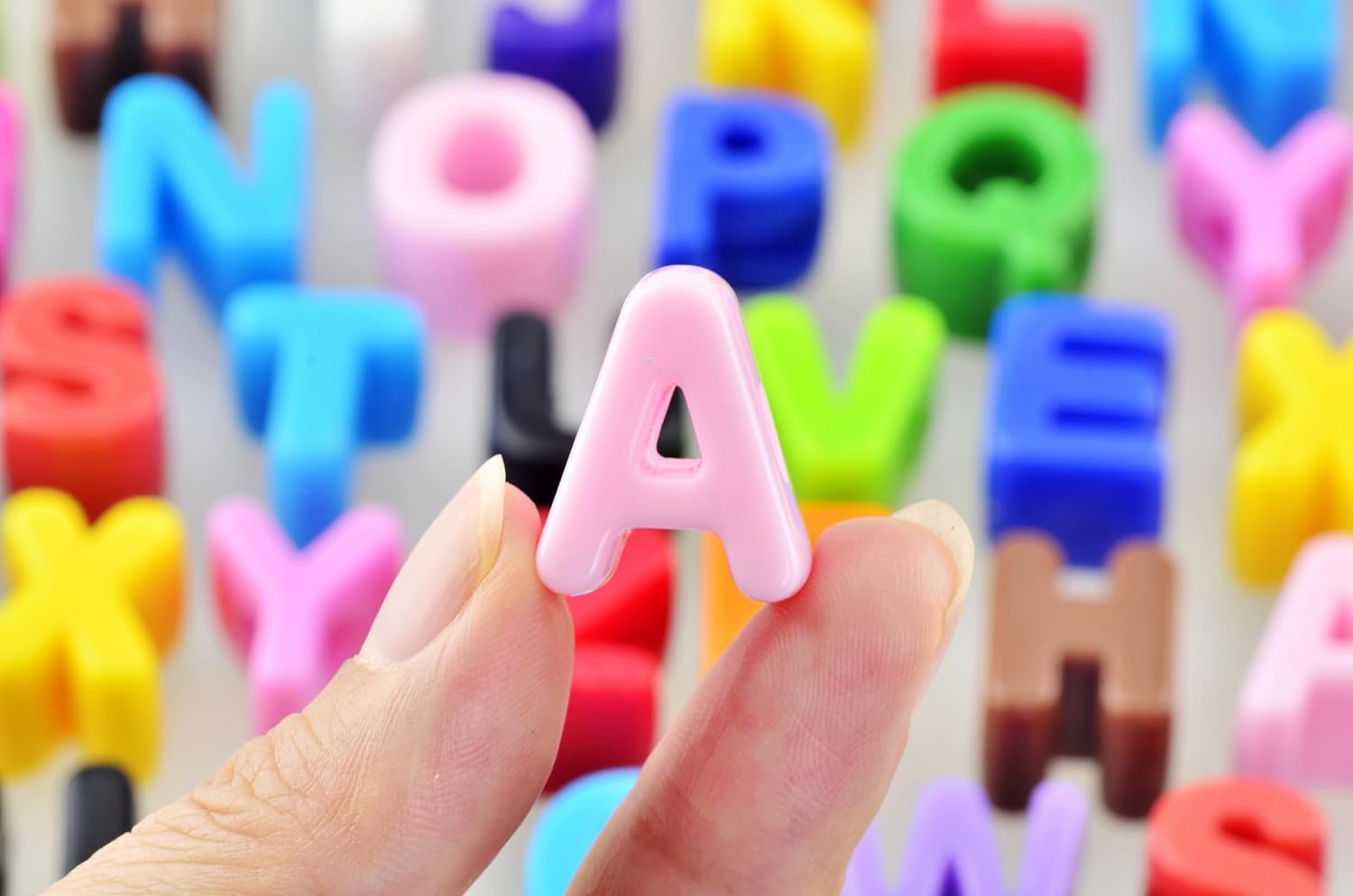 Large Letter Beads Large Hole Bubble Big Chunky Letter Beads 52pcs A-Z Acrylic Alphabet Bubble Bead for Paracord Bead Bag Charm Keychains Crafts Education Leaning - Image 7