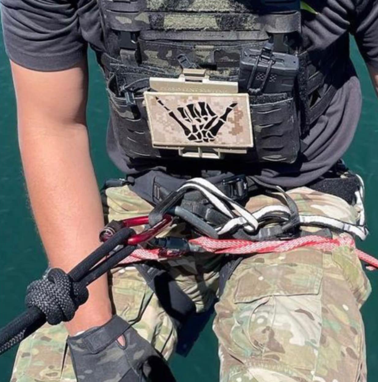 Amazon | 米軍 海軍 特殊部隊 ネイビーシールズ チーム マルチカム迷彩 Amazon | 米軍 海軍 特殊部隊 ネイビーシールズ チーム マルチカム迷彩
