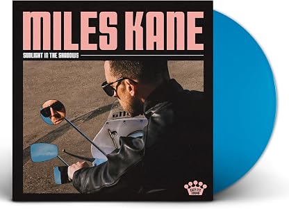 Sunlight In The Shadows[Blue Skies LP] por Miles Kane, capa do álbum