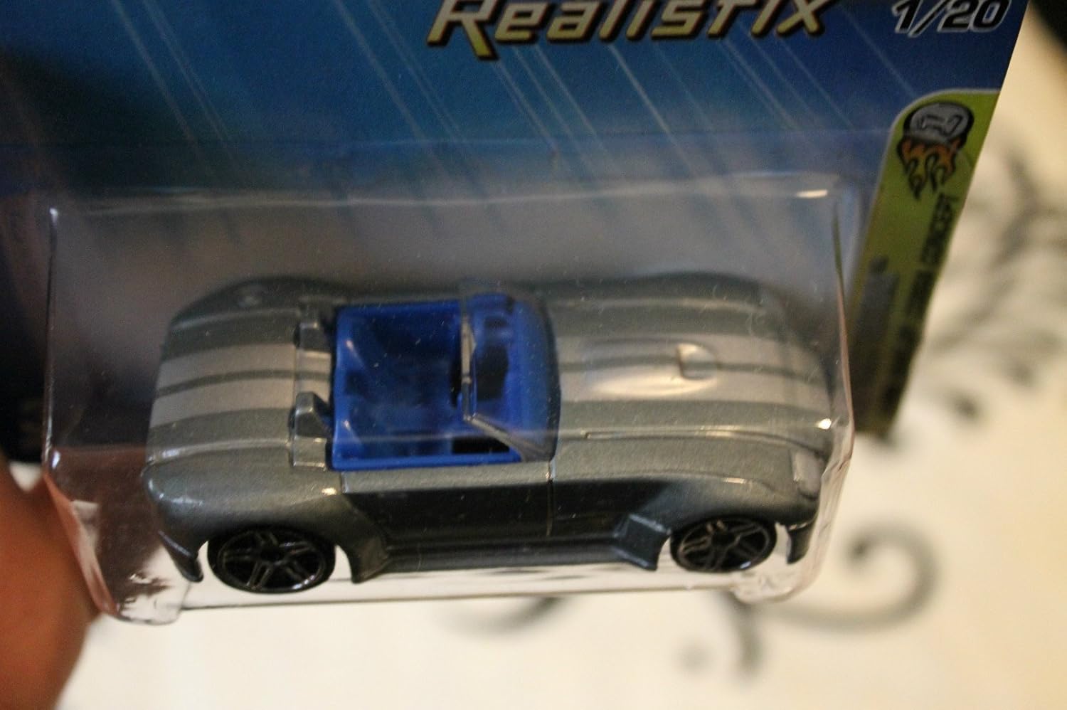 Hot Wheels 2005 First Editions #1/20 REALISTIX Shelby Cobra Concept car #001