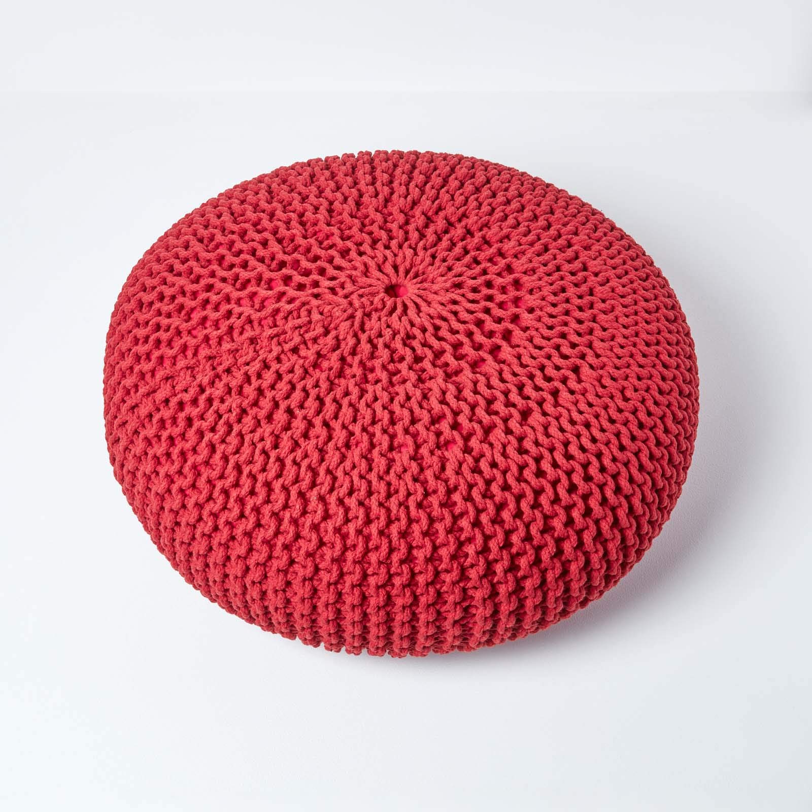 Homescapes Pouf Strickpouf rundes Bodenkissen, Sitzpouf 70 x 23 cm, gepolsterter Sitzhocker, Sitzpuff/Puff mit grob gestricktem Bezug aus 100% Baumwolle, Strickpuff, rot