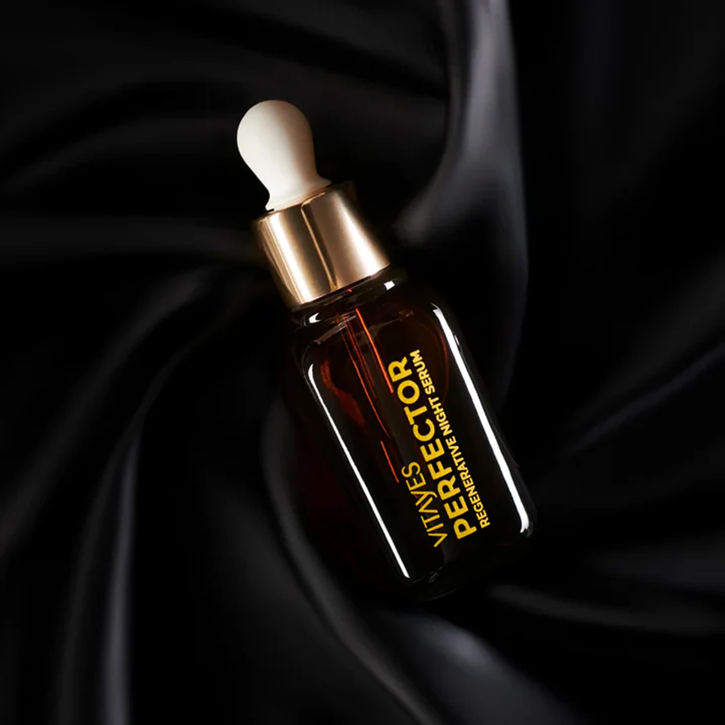 VITAYES Skincare Set Vegan - Instant Ageback 20 ml Soforteffekt - Nachtserum 30 ml Herbaglow NRG Hyaluronsäure - Anti Aging Gesichtspflege Duo - Sichtbar Gepflegte Haut - für alle Hauttypen