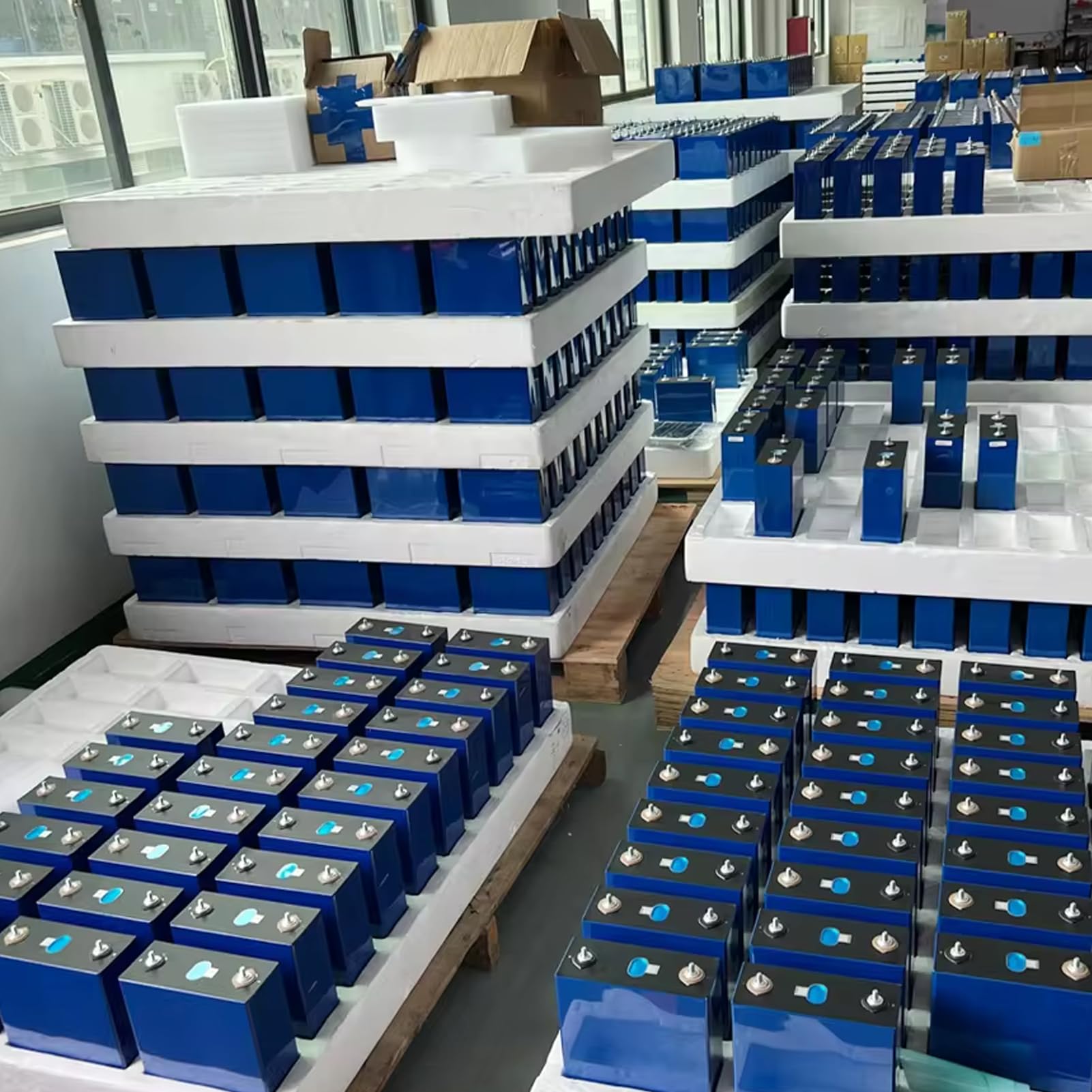 Generico Lifepo4 Battery 105AH 12V 24V Grade A Batteries Pland Stock Battery 3500Cycles Lifepo4 Prismatic CellsFor Solar Cells (4PCS-105Ah)