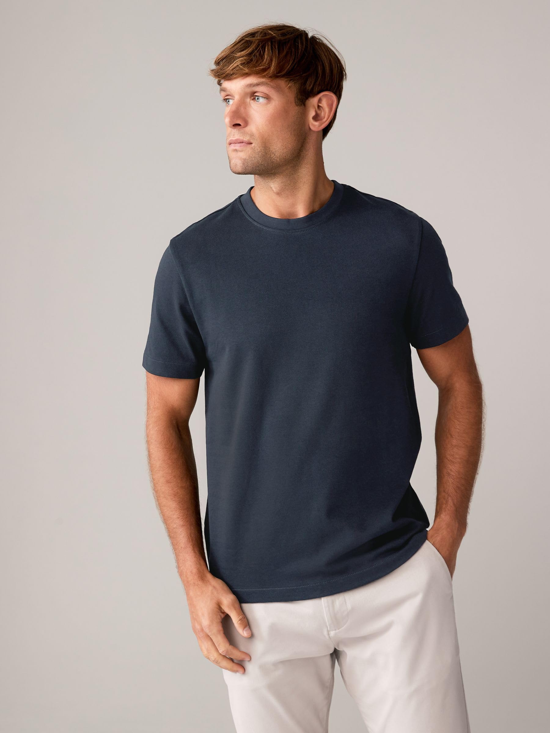 NEXT Hombres Pack de 3 Camisetas de Corte estándar y Tejido Grueso