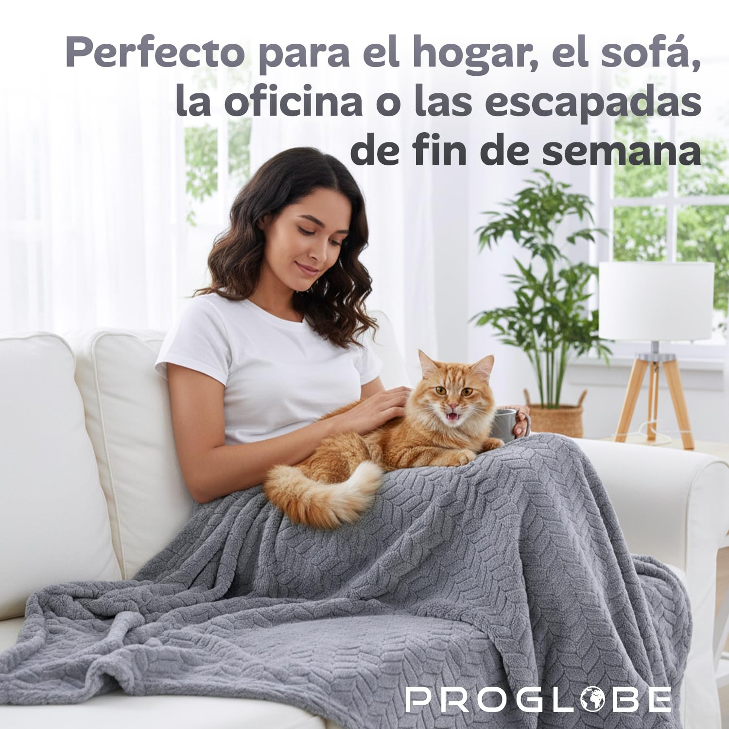 Proglobe Manta de Viaje Suave & Cálida para Avión & Coche - Imprescindible para Vuelos Largos para Mujeres, Hombres, Niños - Almohada Compacta con Funda para Equipaje & Clip para Mochila, Gris