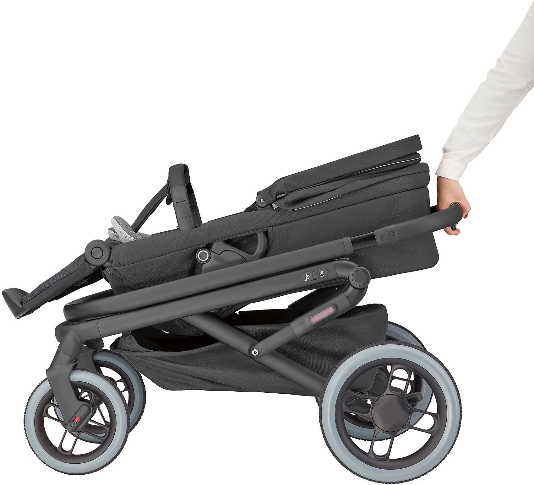 Maxi-Cosi Lila XP Kinderwagen, Komfortabler XL Outdoor-Kinderwagen mit Extra großem Sitz und Liegeposition, Offroad Reifen und starker Federung, nutzbar ab Geburt bis ca. 4 Jahre essential black
