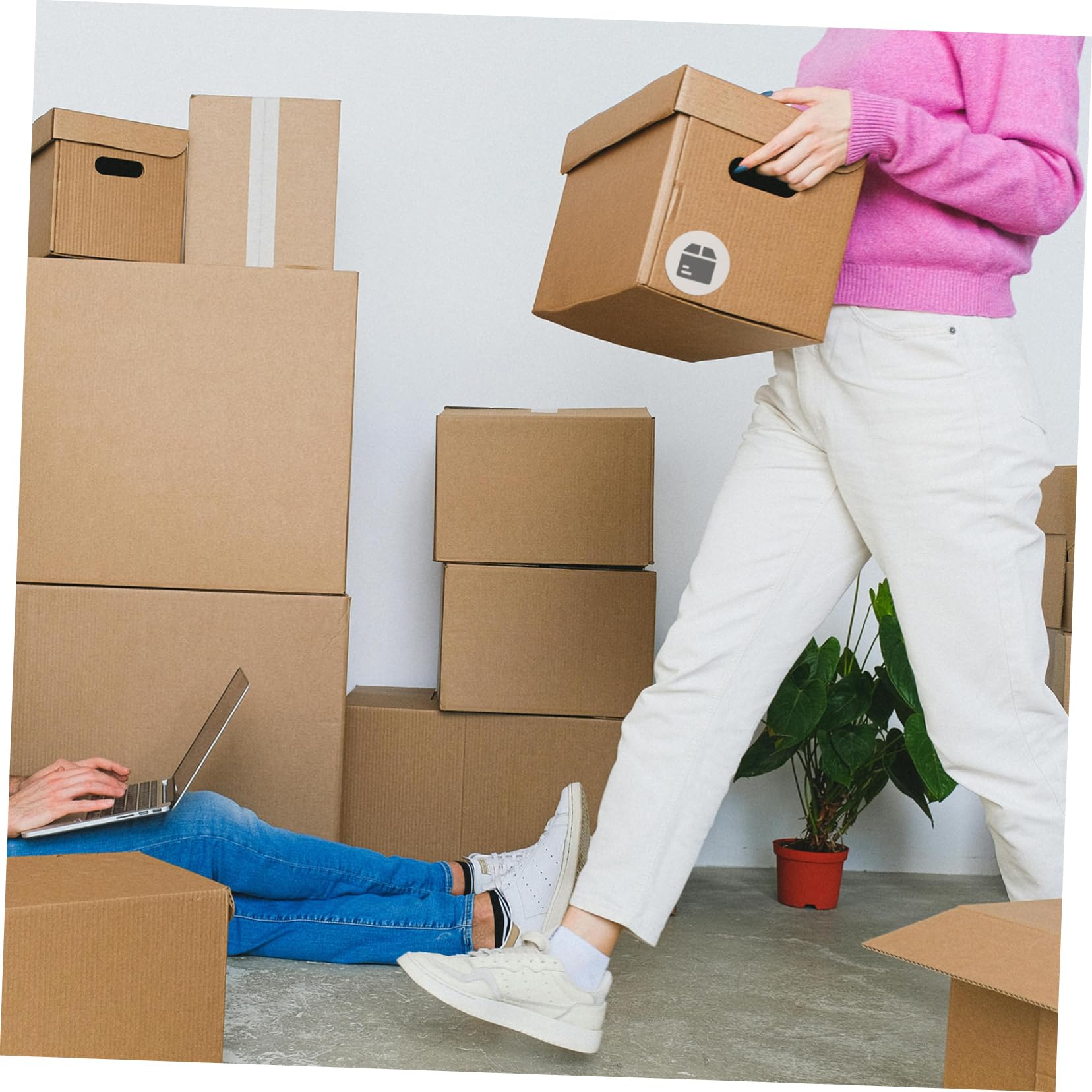 NUOBESTY 2rotoli Etichette Adesive Termiche Autoadesive Per Spedizioni Da Etichette Grigie Rotonde Per Ufficio e Casa Per Progetti Scolastici e Utilizzo Quotidiano