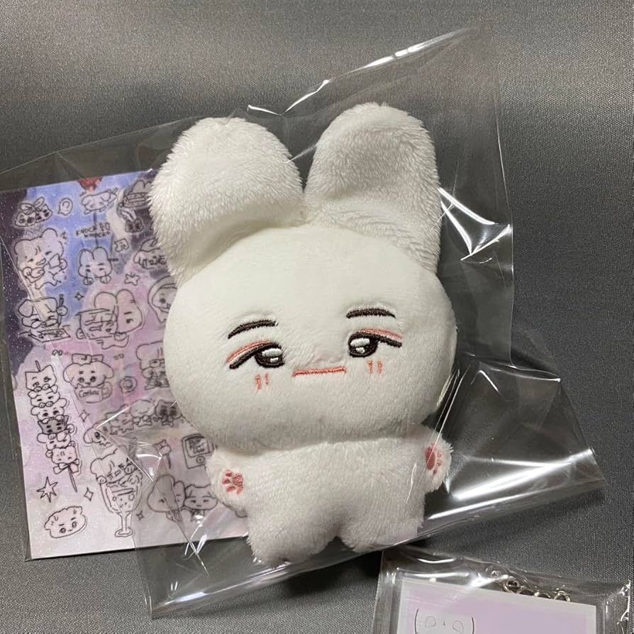 ボイネク　イハン　10cm ぬいぐるみ　新品　マスター Amazon.co.jp: ボイネク イハン ぬいぐるみ 10cm マスター