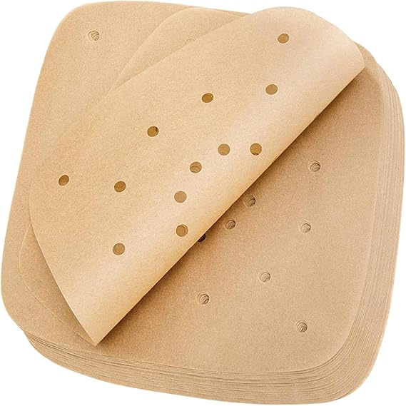 100 Fodere di Carta per Friggitrice ad aria, 24 CM Antiaderenti, Impermeabili, A Prova di Olio, Quadrate, per Vapore, Friggitrice ad aria, Forno a Microonde, Forno (Perforati Marroni)