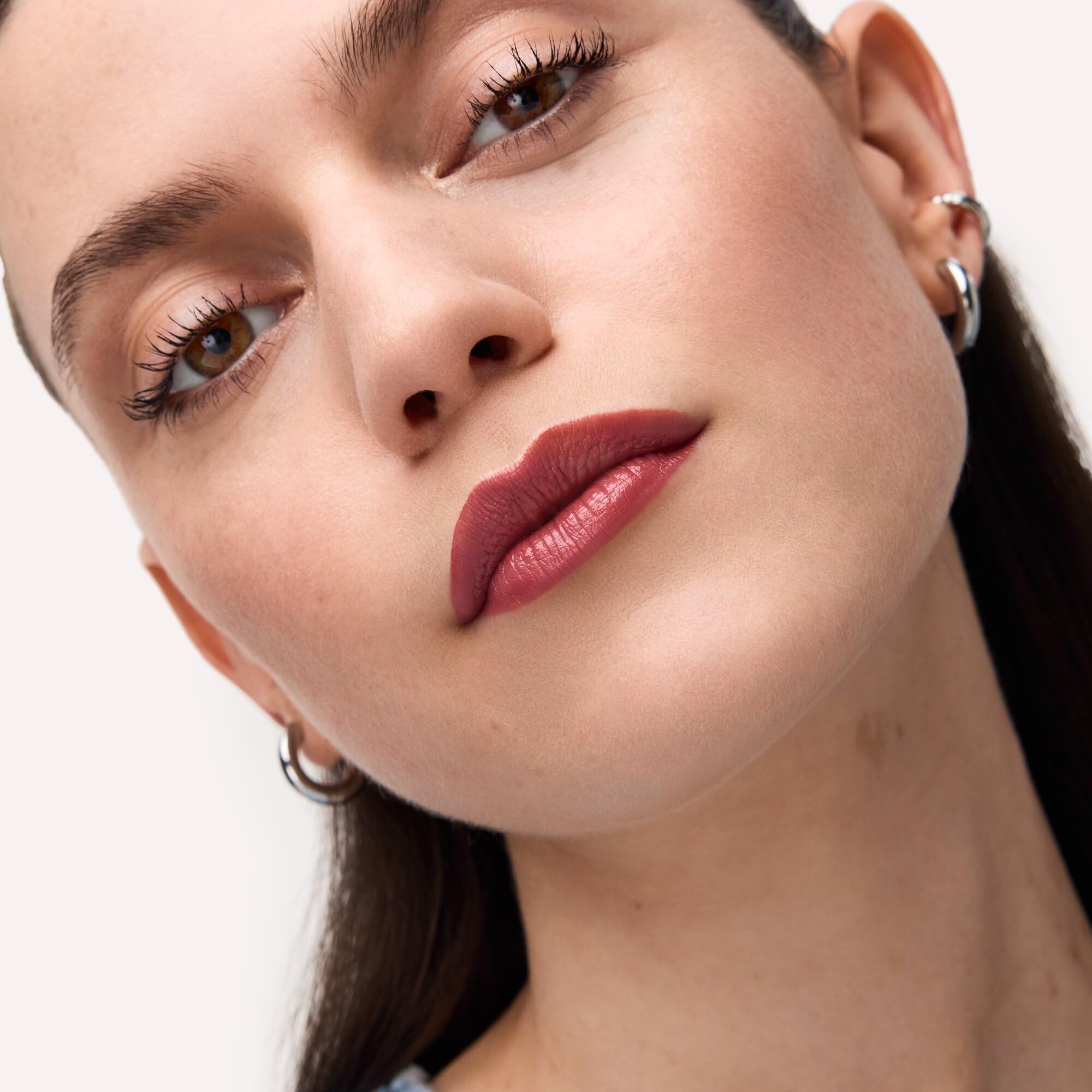 Catrice Pomadka do ust w płynie Shine Bomb, długotrwały, natychmiastowy wynik, błyszczący, intensywny kolor (3ml)