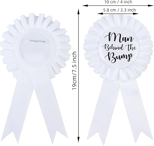 Miniatura 10 de Divertido botón de baby shower con texto en inglés "Man Behind The Bump" para papá  Decoración de fiesta de baby shower, suministros de regalos