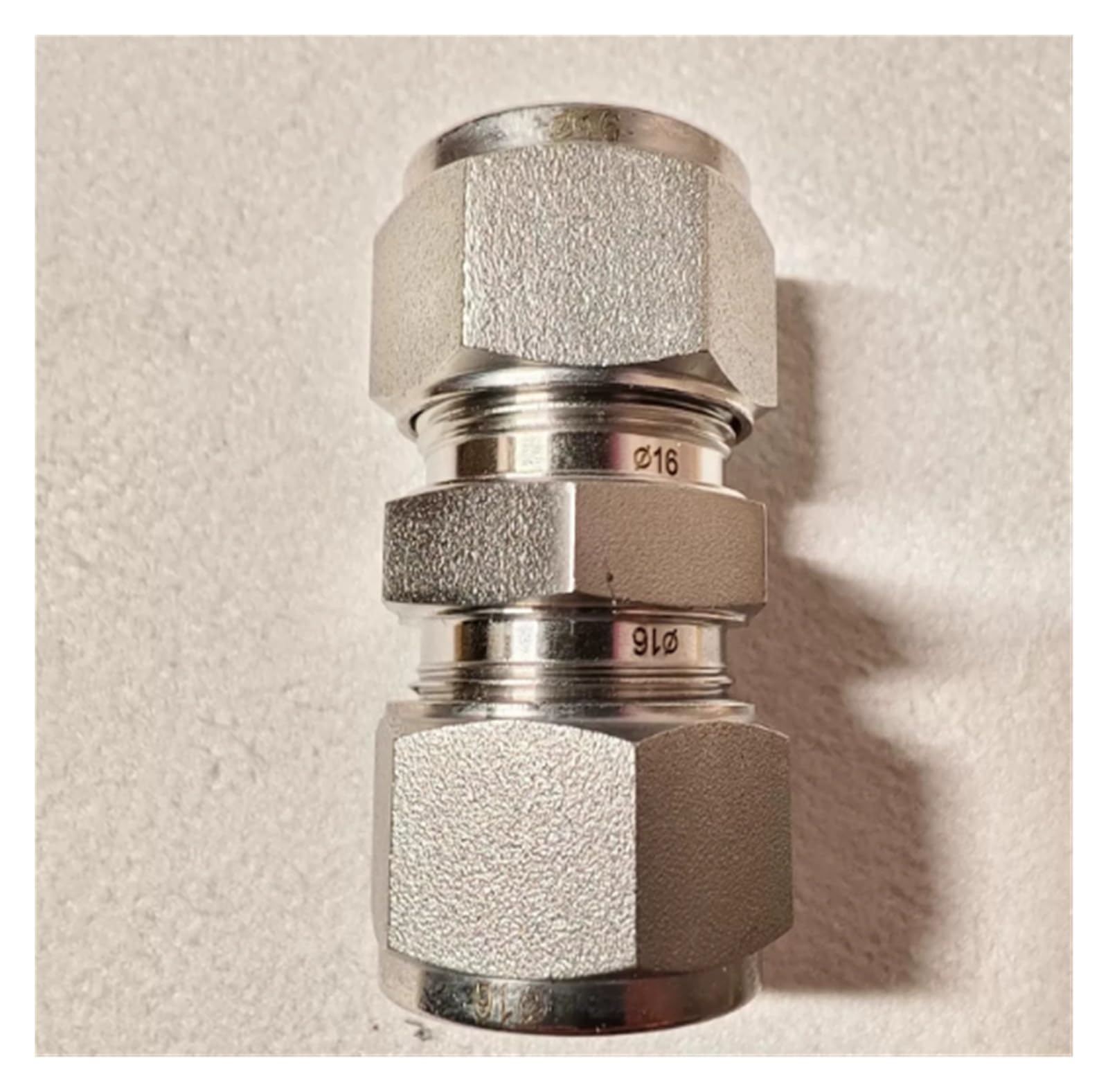 Isiryk One Color Stainless Steel Double Ferrule Straight Union Ss-U-Ml16 Original
