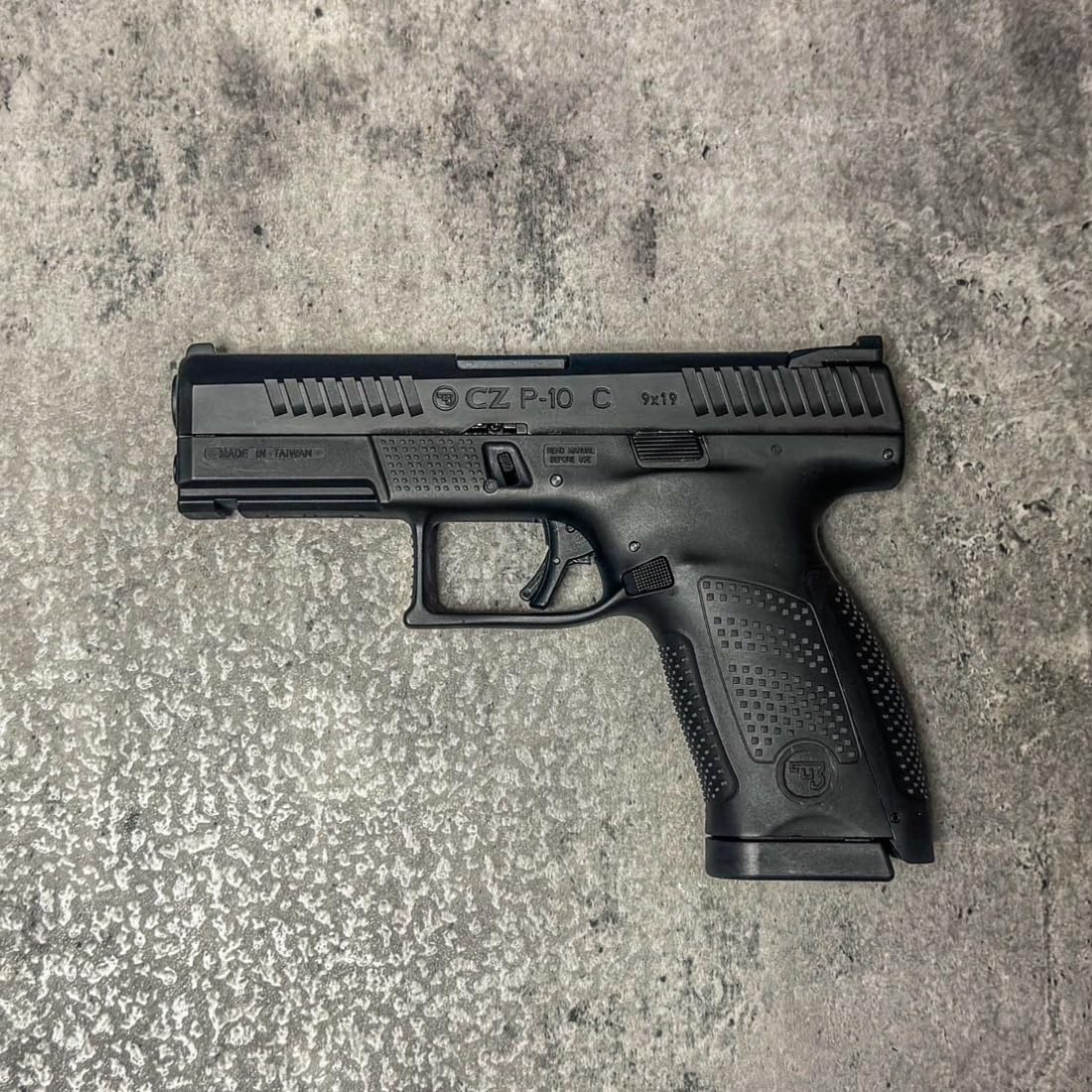 Amazon.co.jp: ASG CZ P-10C ガスブローバック 樹脂スライド JP ver