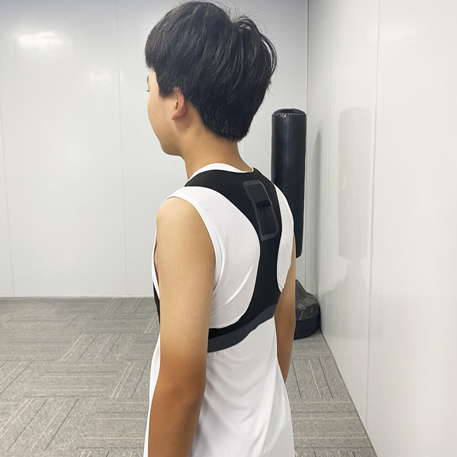 Genérico Chaleco GPS para Fútbol - Bolsillo Seguro para Sensor - Tecnología Ligera y Transpirable para Entrenamiento en Clubes y Canteras - Tela de Secado Rápido (Solo Chaleco)
