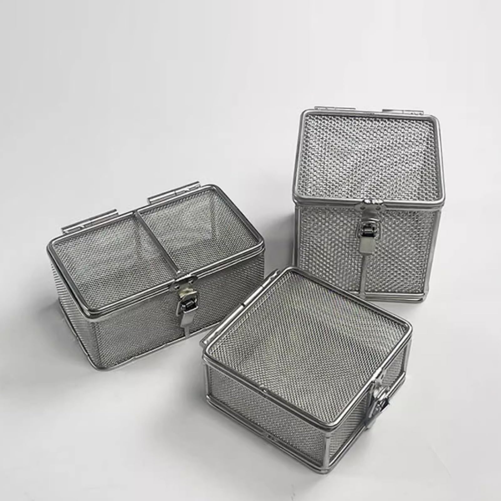 Cestini di sterilizzazione per strumenti dentali medici chirurgici, vassoio di disinfezione medica perforato con coperchio, acciaio inossidabile 304