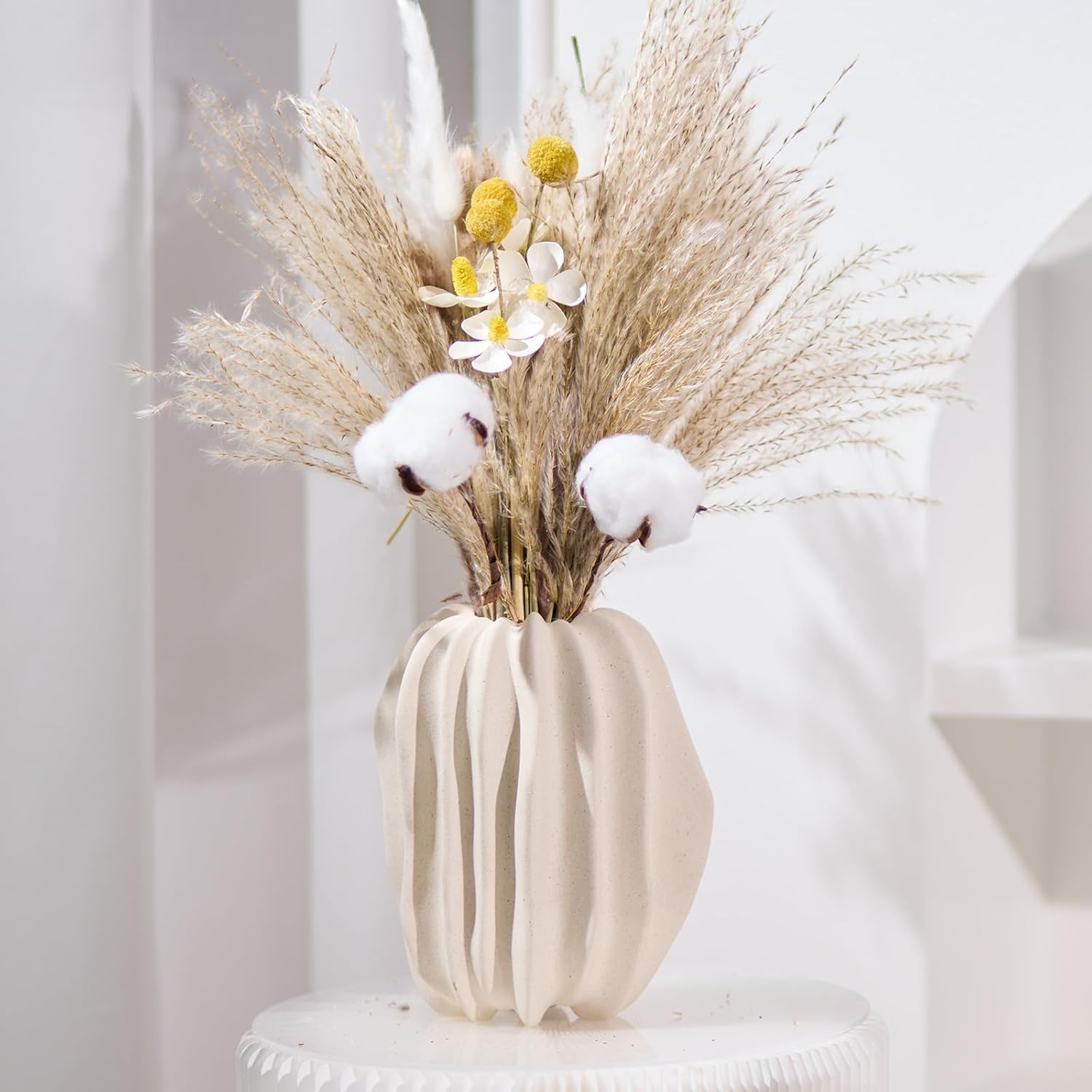 White Ceramic Vase for Home Decor,Nordic Modern Boho ins Style Decorative Vases Decor for Wedding Dining Shelf Sookshelf Living Room House Farmhouse Table Centerpiece Office （7.2 in）