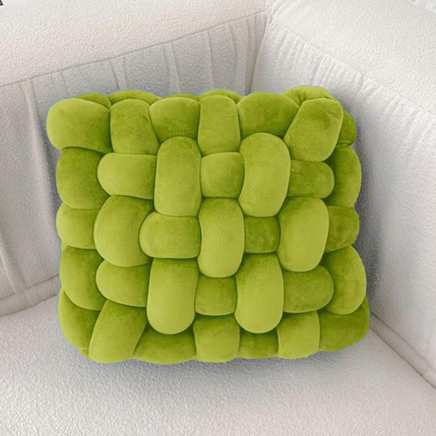 Velvet Chunky Yarn Bulky Giant Arm Knitting Y arn, Super Soft Tubular Weight Jumbo Yar n,DIY Crochet Hand Knitting Thick Ya rn for Blanket,Pet Bed, Rugs Pillow,Handbag(2.2lb-Green)