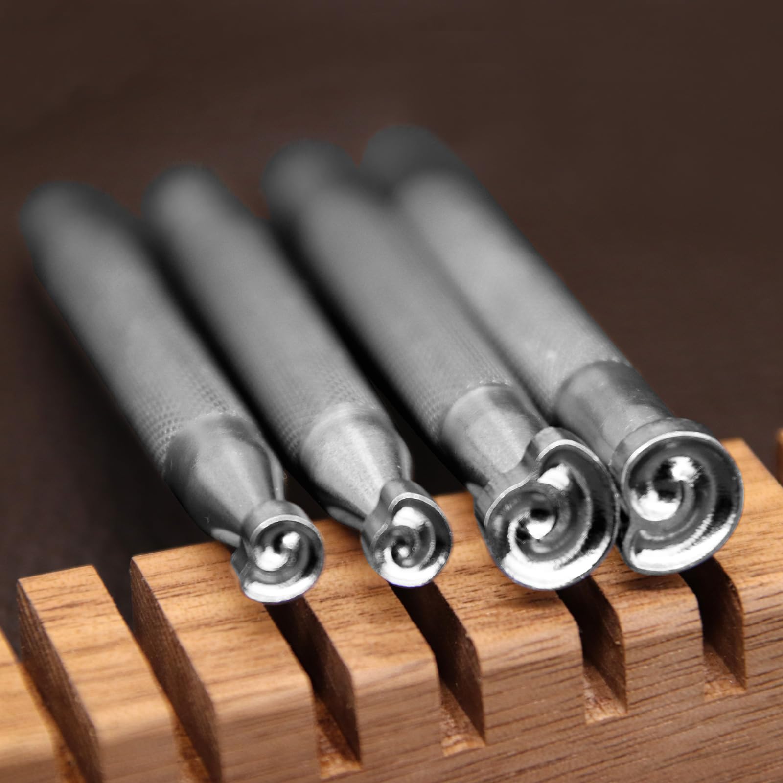 Leather Stamps Cloud Pattern 4pcs Leathercraft Stamping Tool Set Professional 304 Stainless Steel Carving DIY Tool