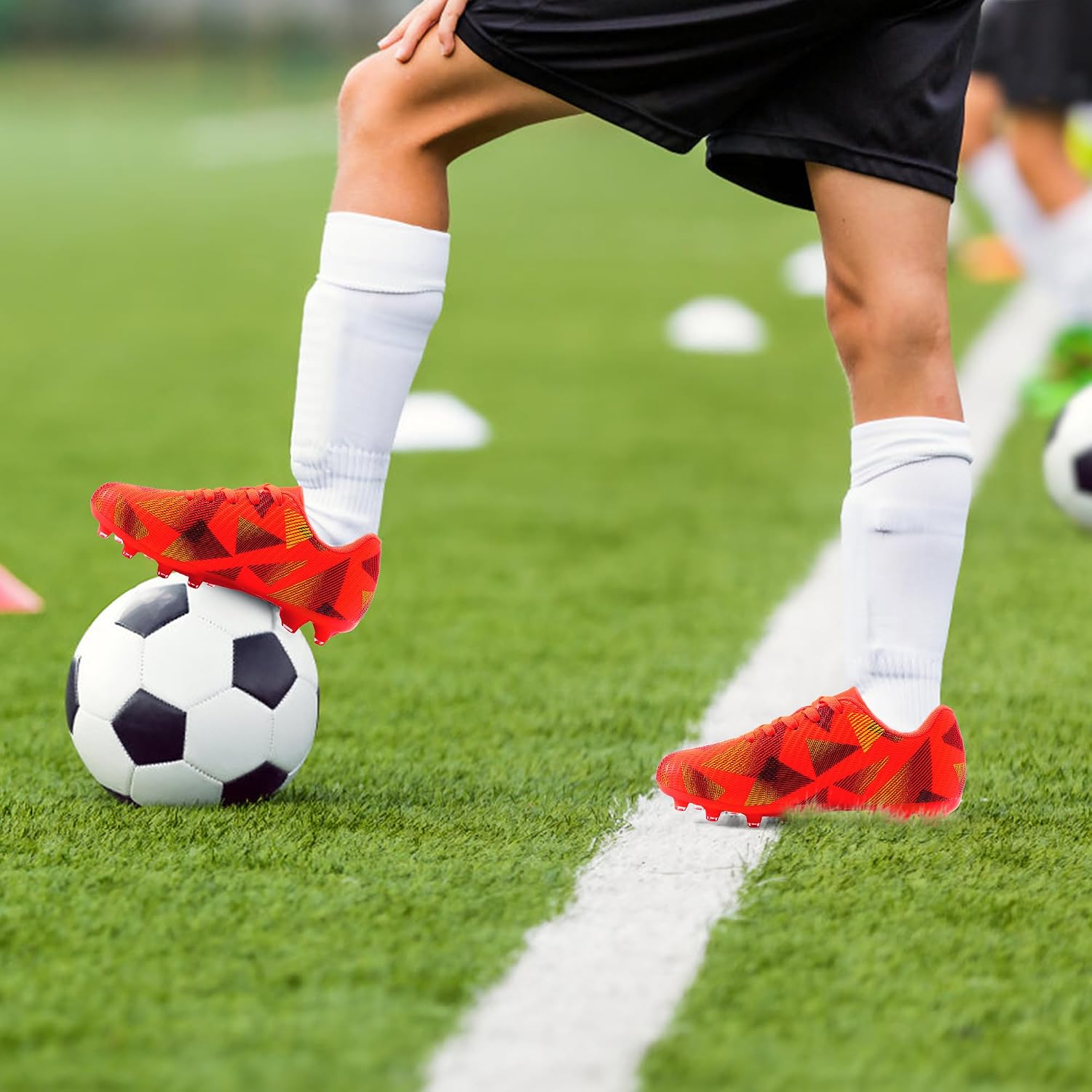 Soccer Cleats for Boys Girls Youth Lightweight Athletic Soccer Shoes for Outdoor Training and Games