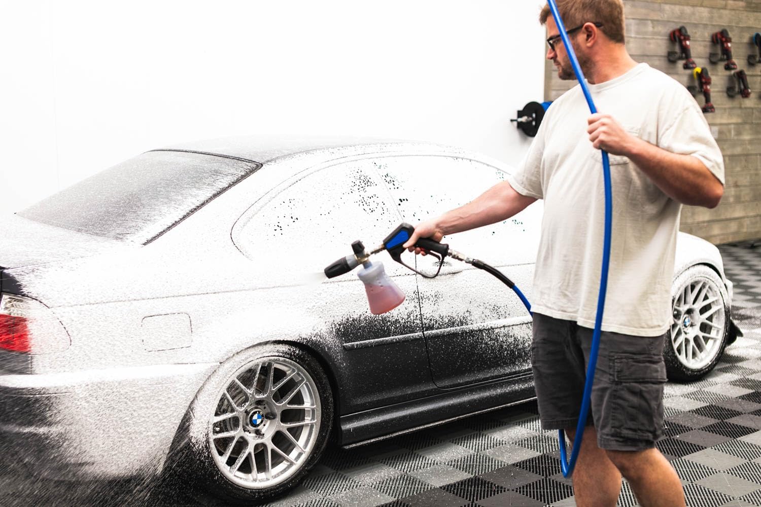 Armour Detail Supply - Decon Soap - High-pH Decontamination Shampoo - Alkaline Degreasing Agents and Biodegradable Ingredients - 128 oz