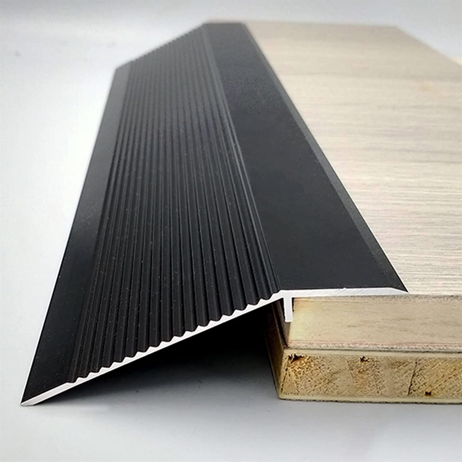 KEuLen Profilo di Transizione, Striscia di Soglia, Protezione for la Striscia di rifinitura del Bordo della Moquette, da Legno/Moquette a Pavimenti in Piastrelle(Black)